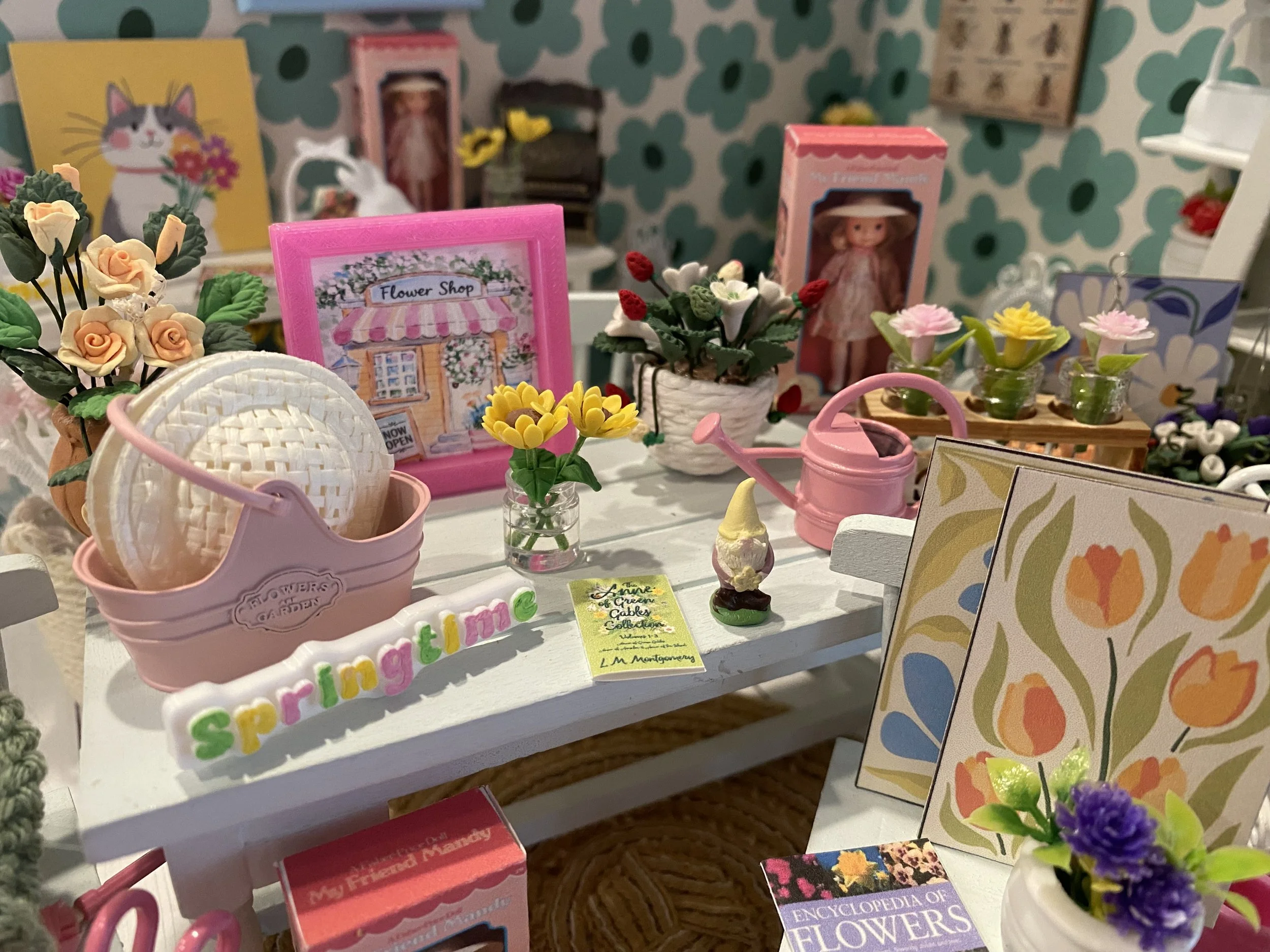 Miniature Spring Flower Shop, Daisy's Dollhouse Flower Cart & Accessories, 1:12
