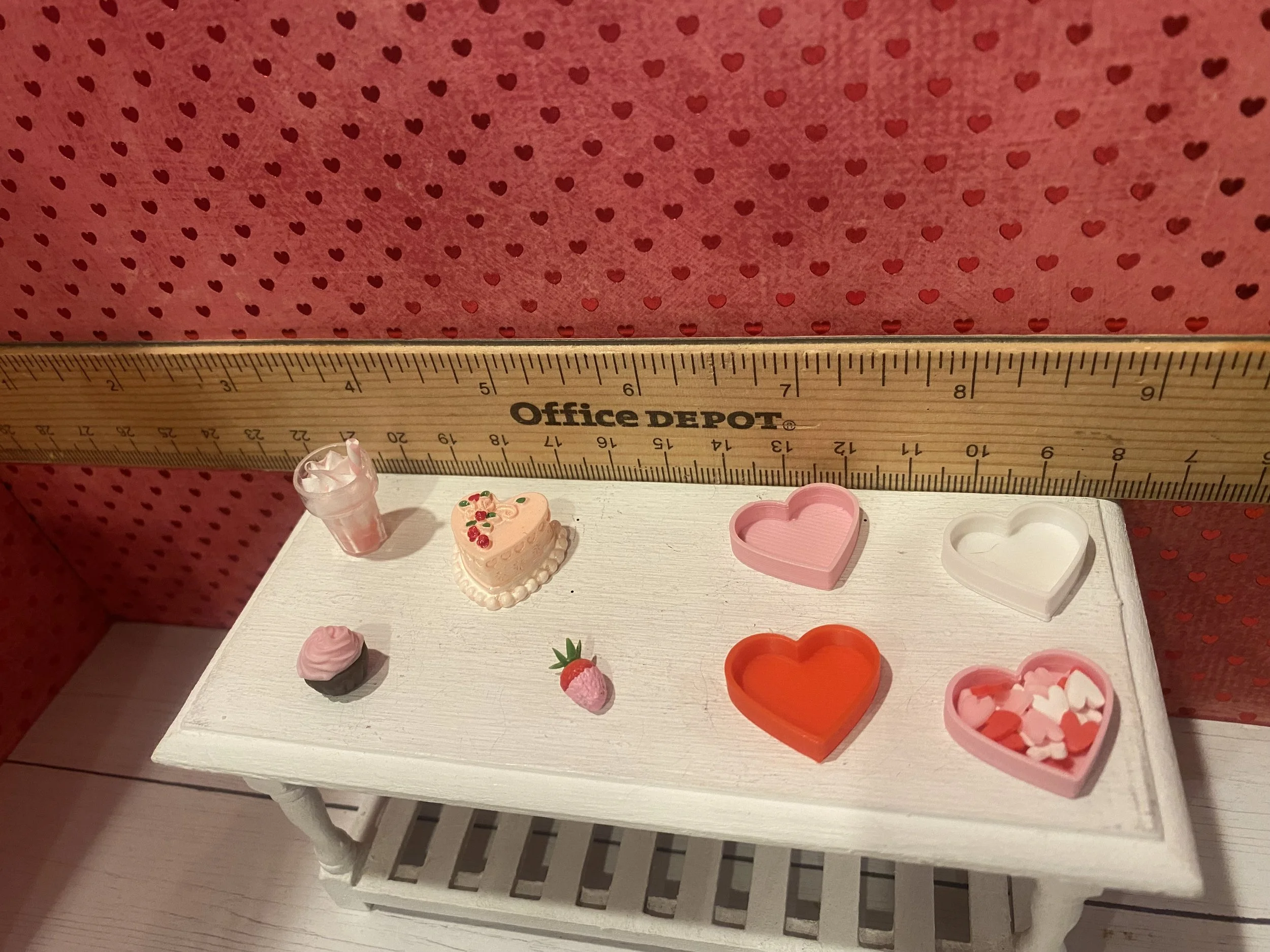 Miniature Strawberry Milkshake, Dipped Strawberry, Heart Cake, Cupcake, 1:12