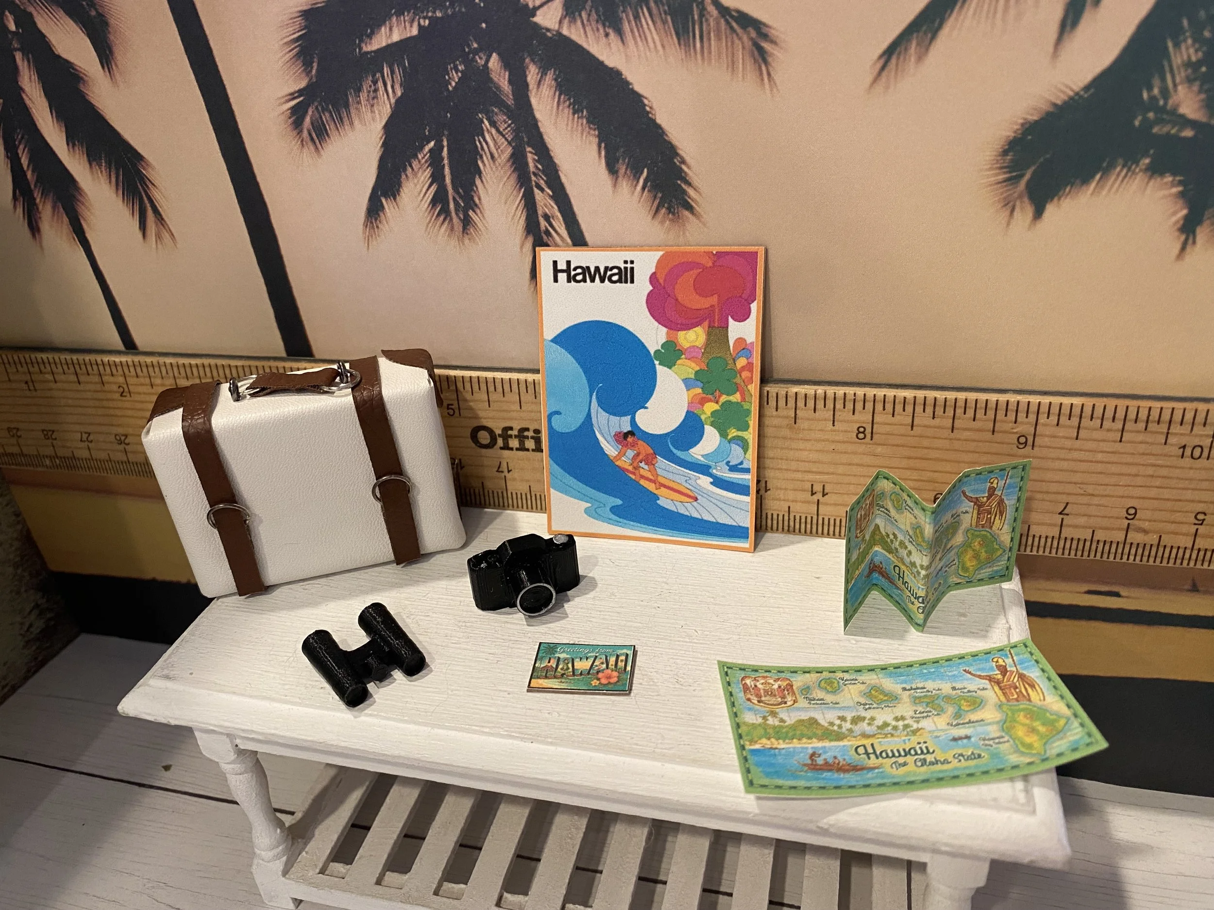 Miniature Suitcase, Binoculars, Camera, Postcard, Hawaiian Poster, Post Card, Map, 1:12
