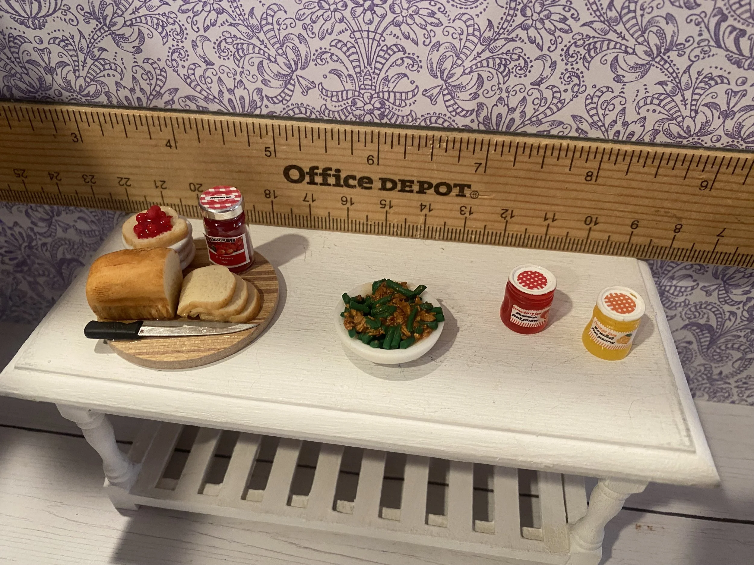 Miniature Bread & Jam Platter, Green Beans, Strawberry and Peach Jam, 1:12