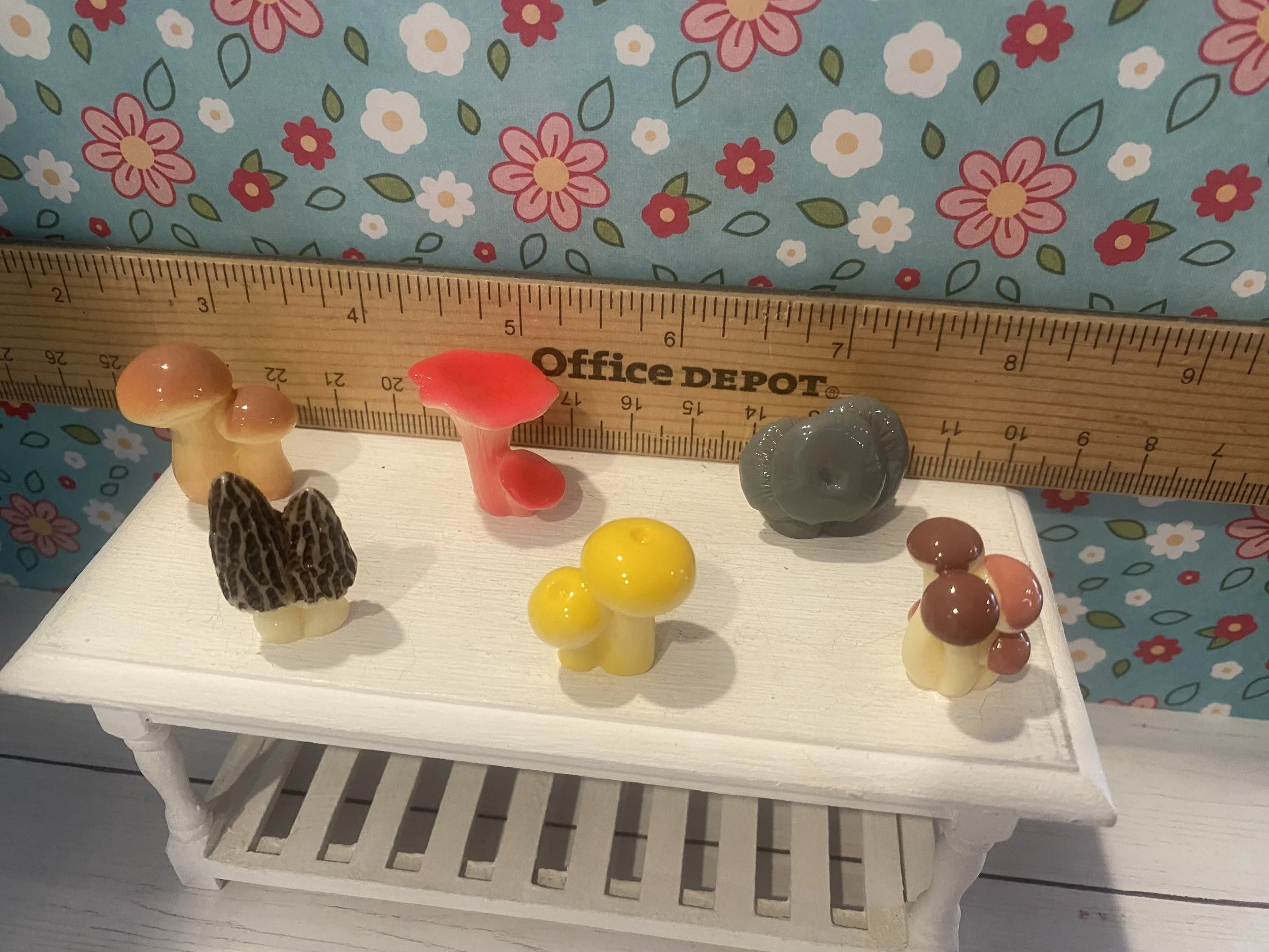 Miniature Mushrooms, 1:12
