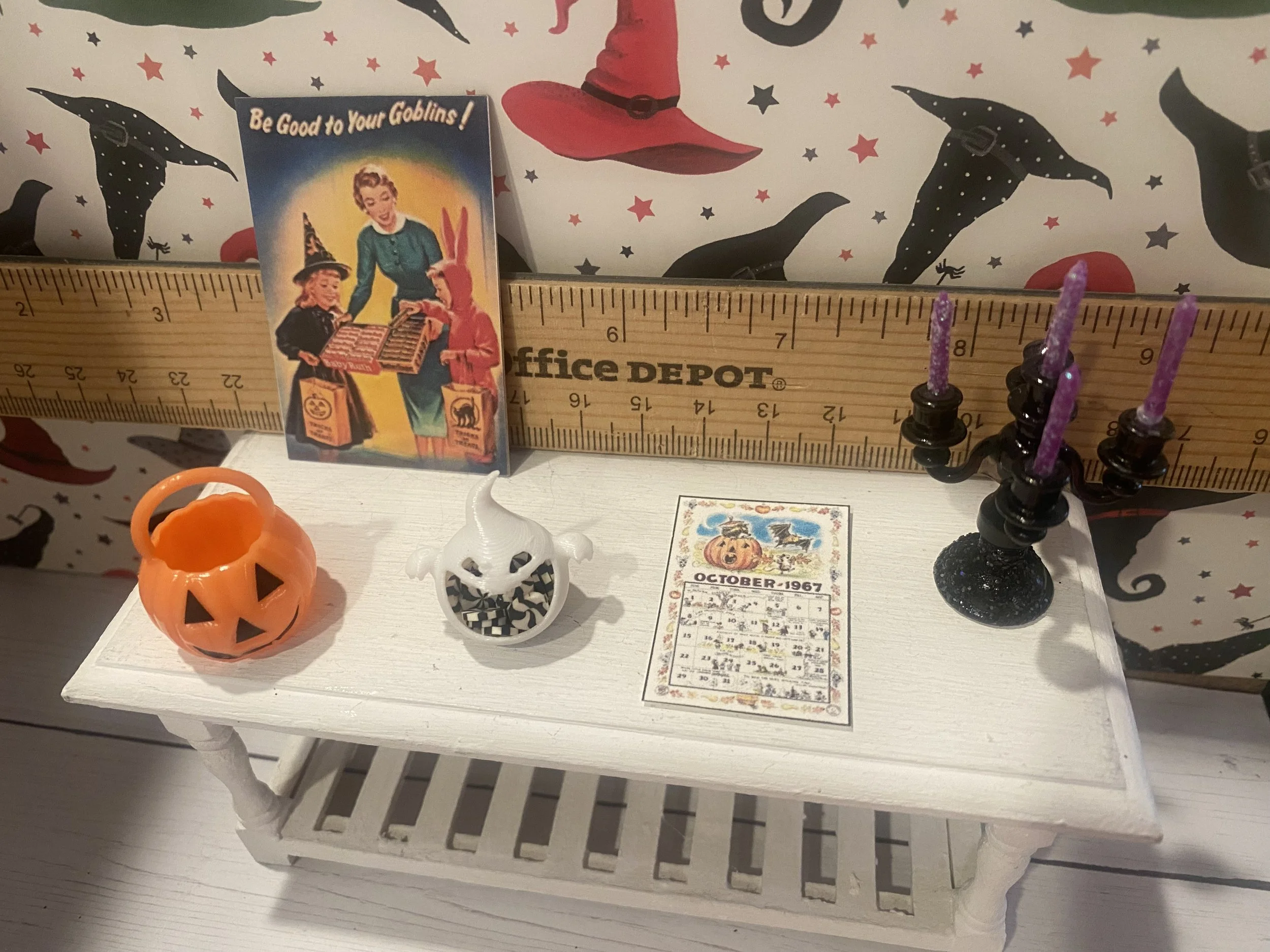 Miniature Halloween Pumpkin Pail, Ghost Dish, Purple Chandelier, October Calender, 1:12