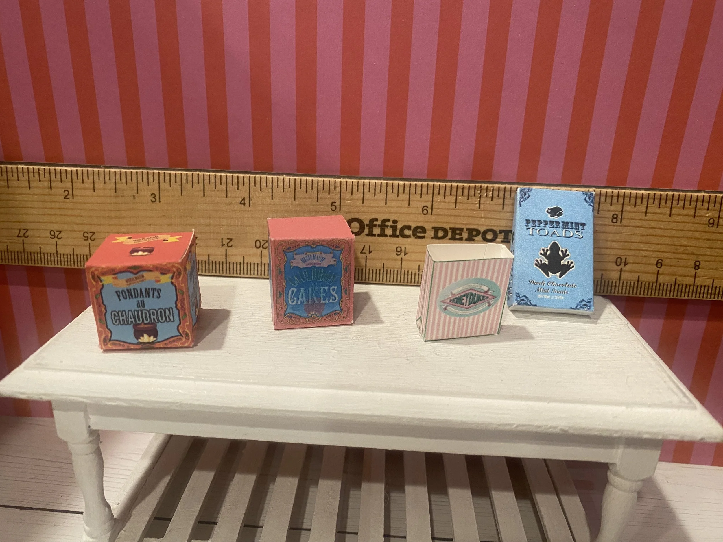 Miniature Magical Candy & Cake Boxes, 1:12