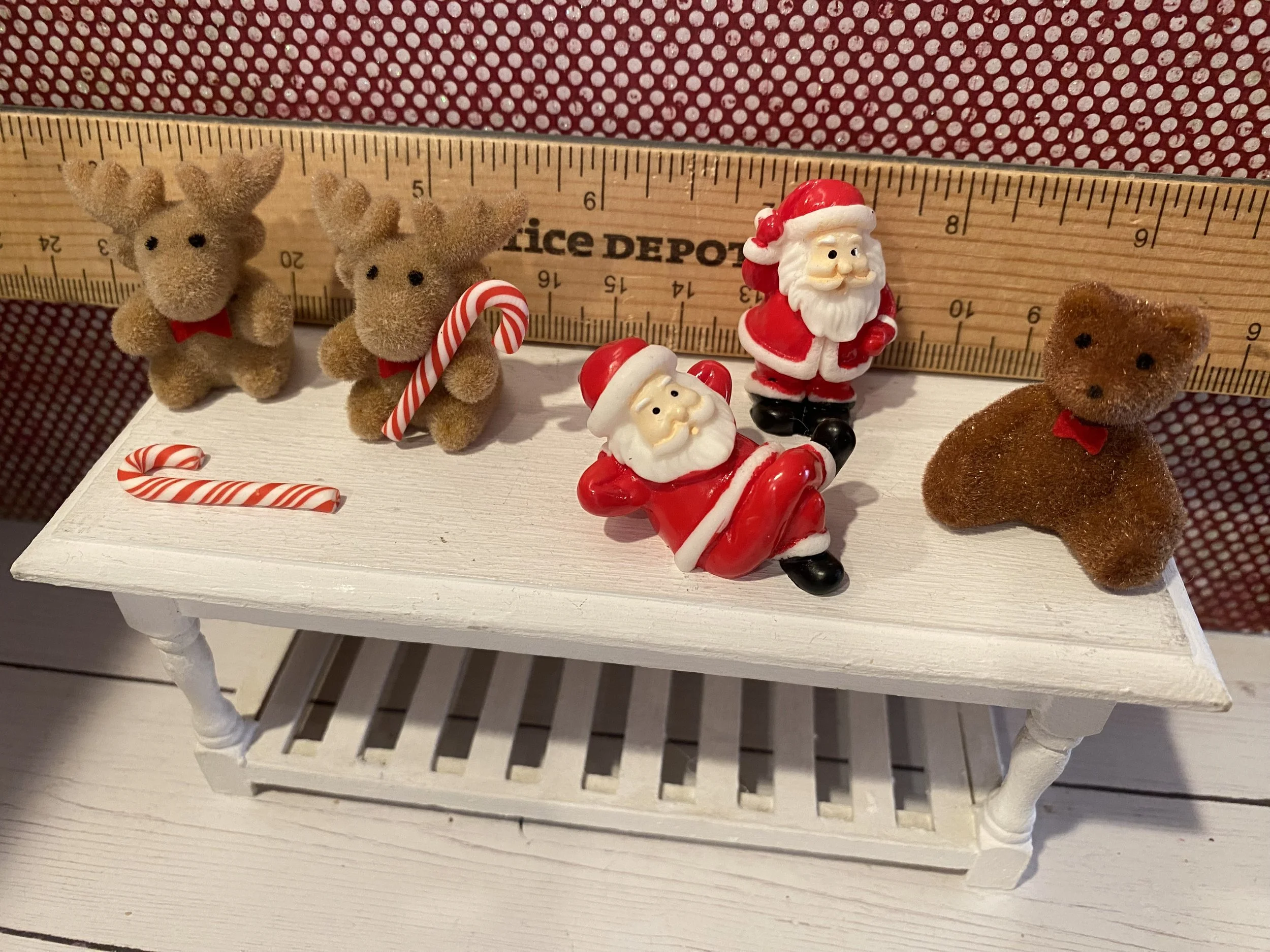 Miniature Flocked Moose w/Candy Cane, Santa Clause Large and Small Figure, 1:12