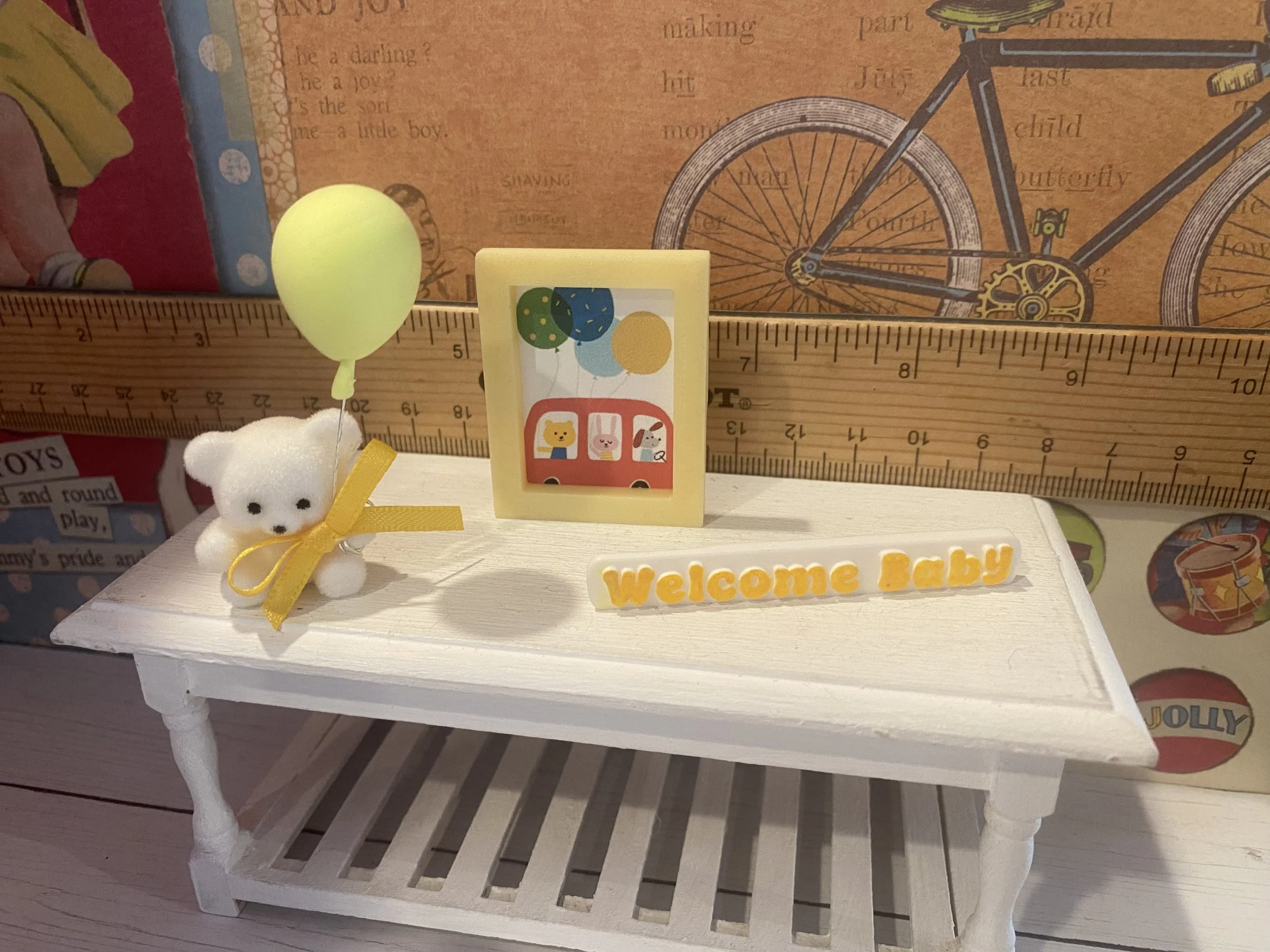 Miniature Welcome Baby  Pack, Bear with Balloon, Word Art, Art, 1:12