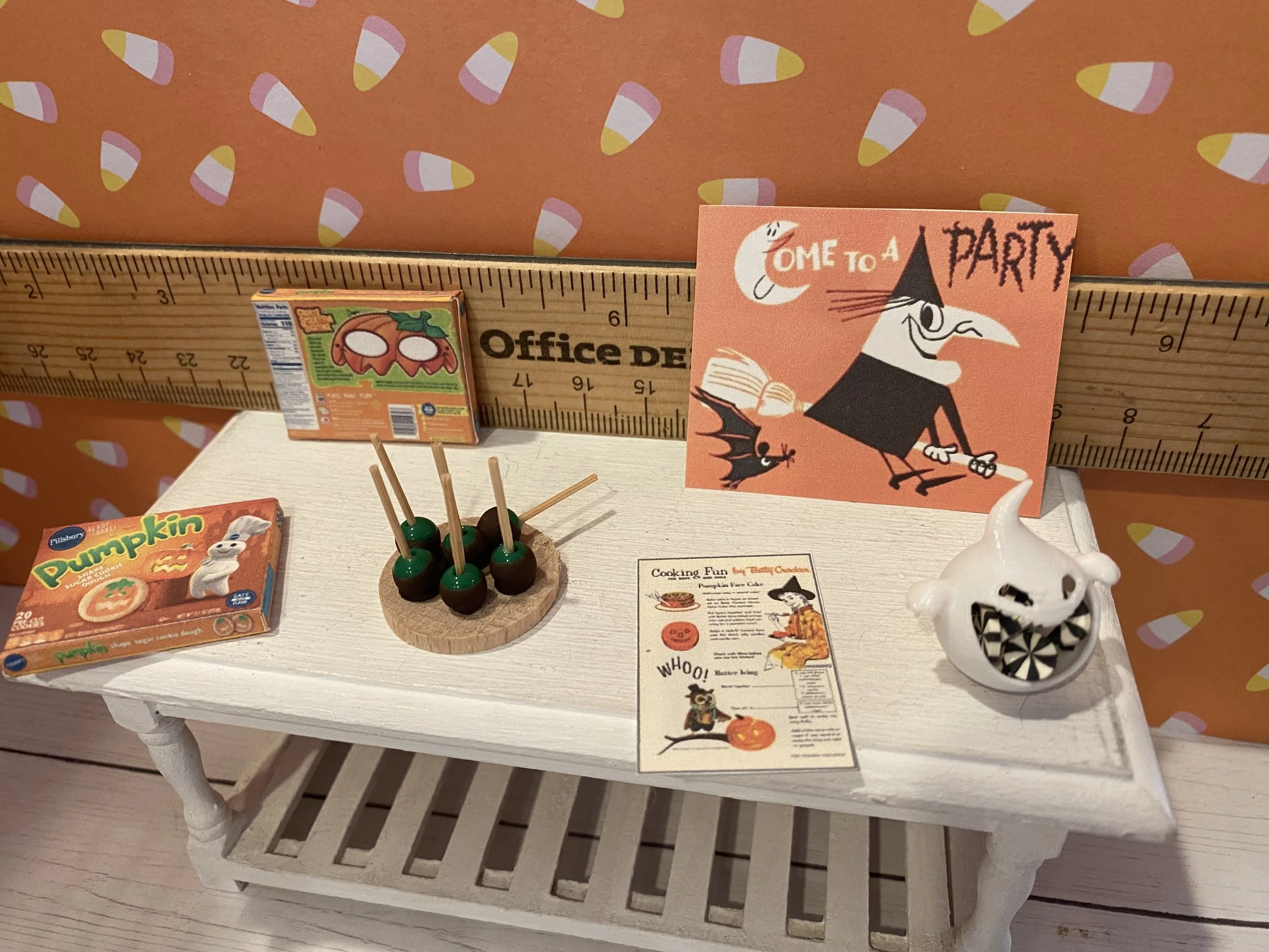 Miniature Party Poster, Chocolate Apples, Halloween Cookie Box, Ghost w/Candy, Halloween Cookie Bouquet, 1:12