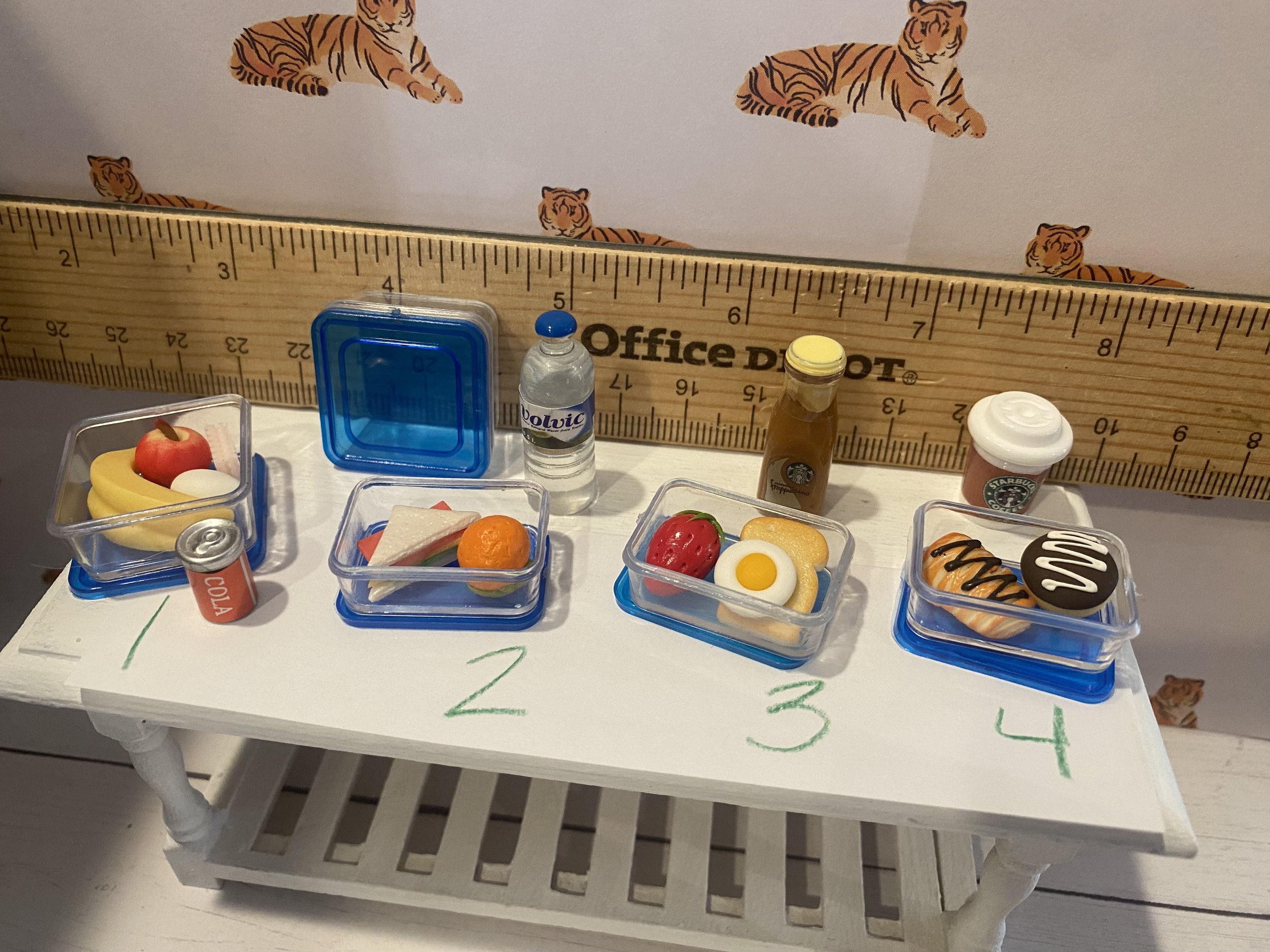 Miniature Coffee Shop To-Go Lunches, 1:12
