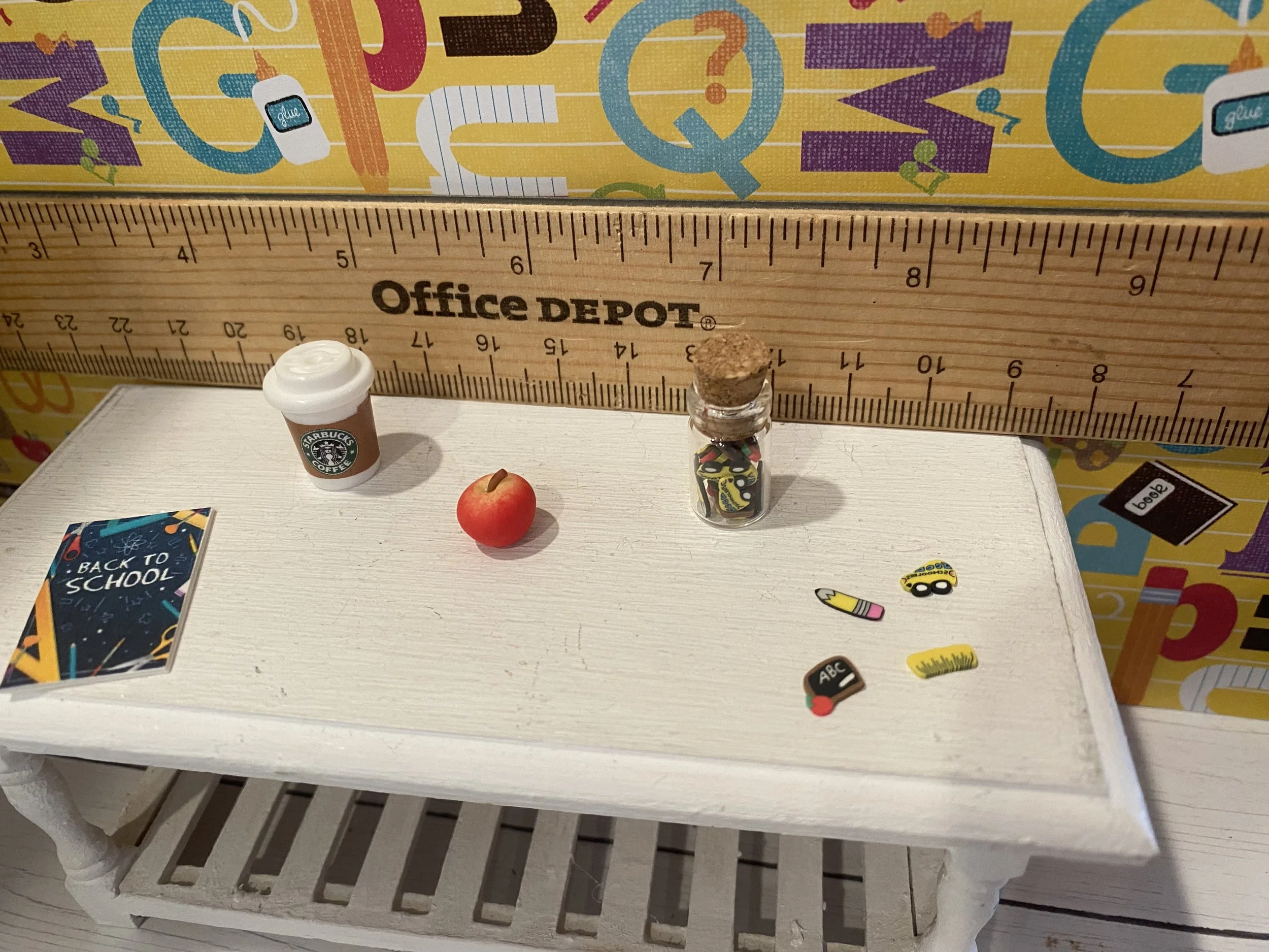 Miniature Starbucks Coffee Cup, Apple, Jar w/Clay School Shapes, 1:12