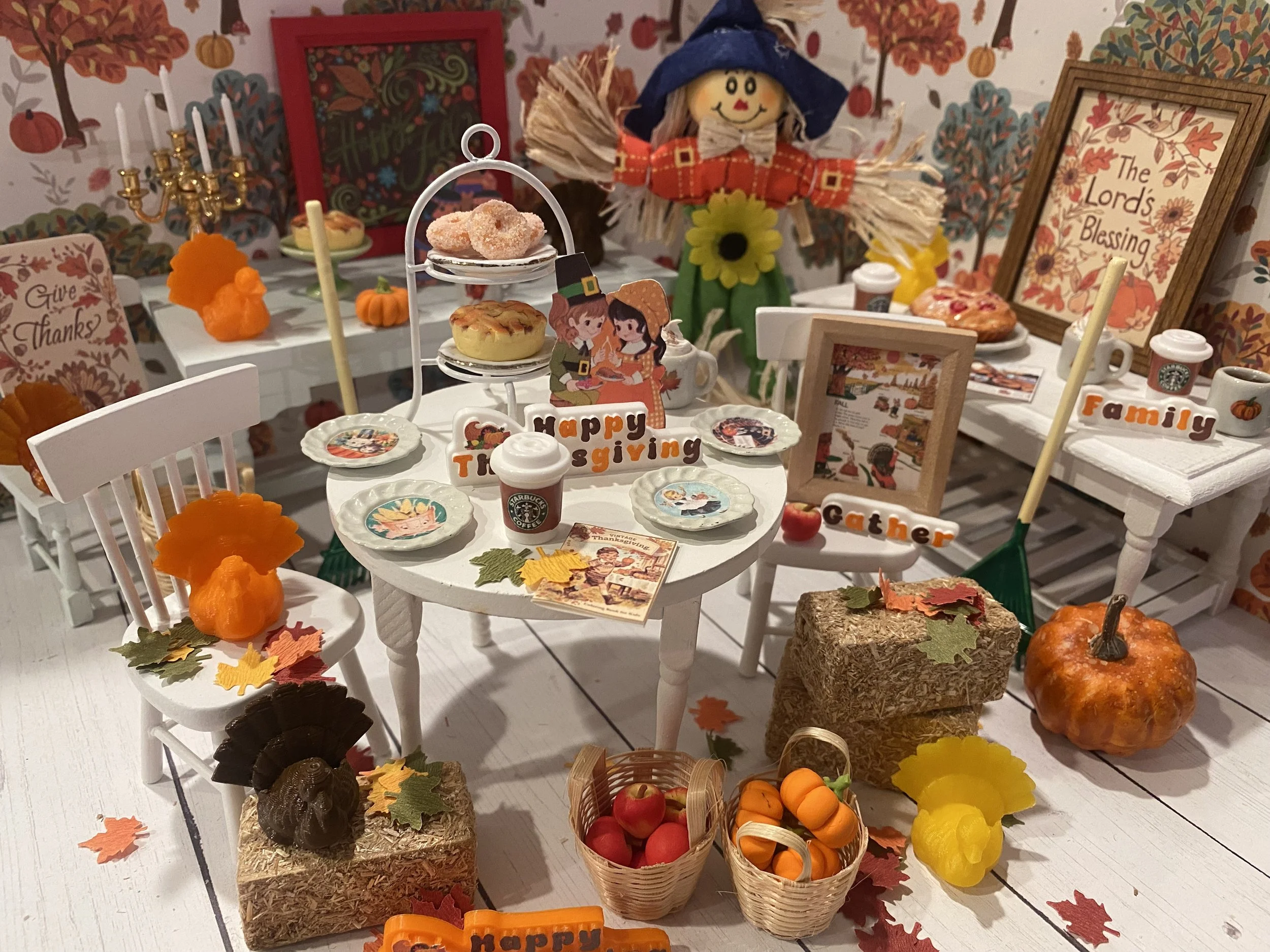 Miniature Fun in the Fall, Dollhouse Cozy Autumn Days, 1:12