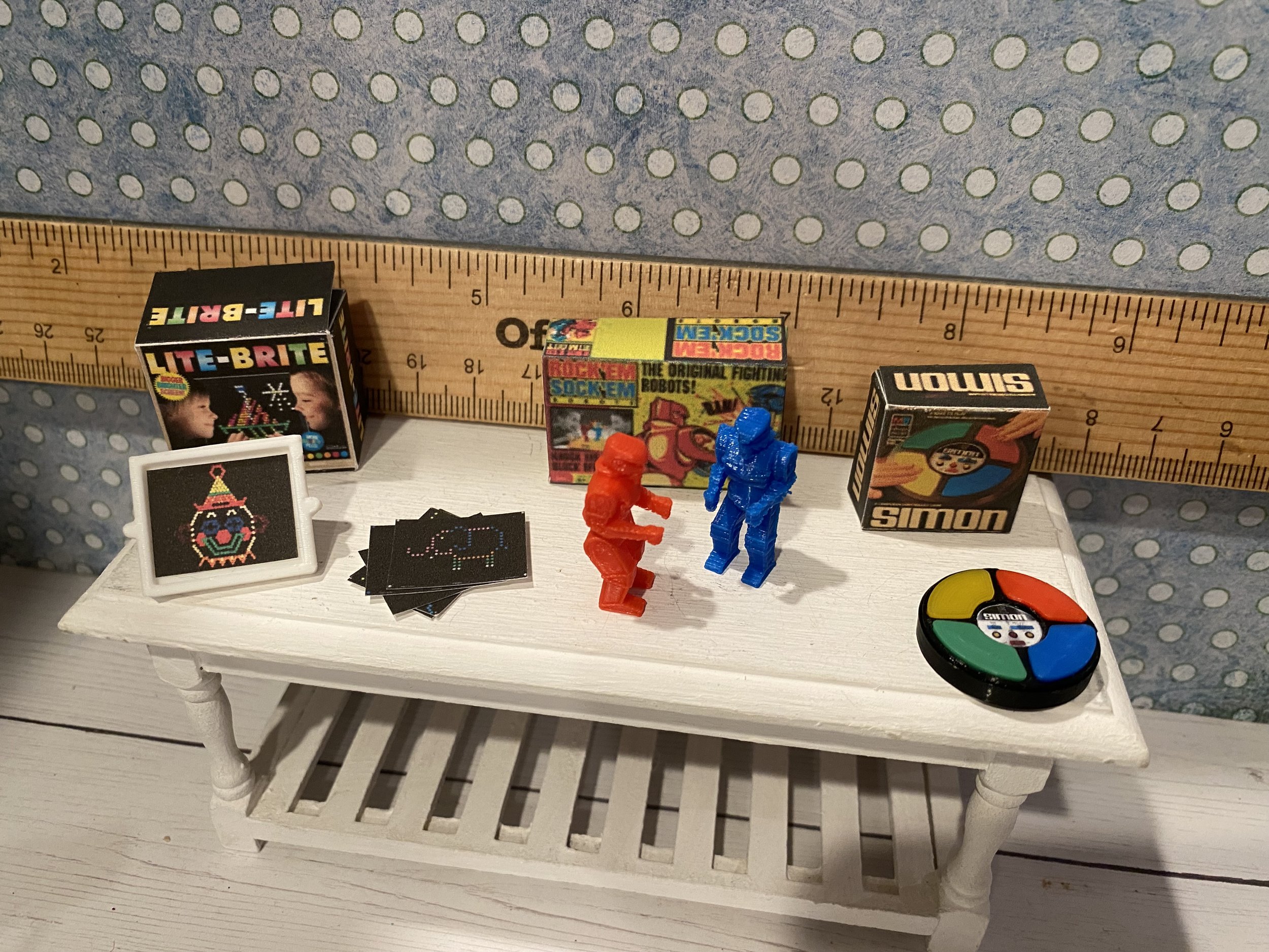 Miniature Lite Brite, Rock em' Sock Em', Simon, 1:12