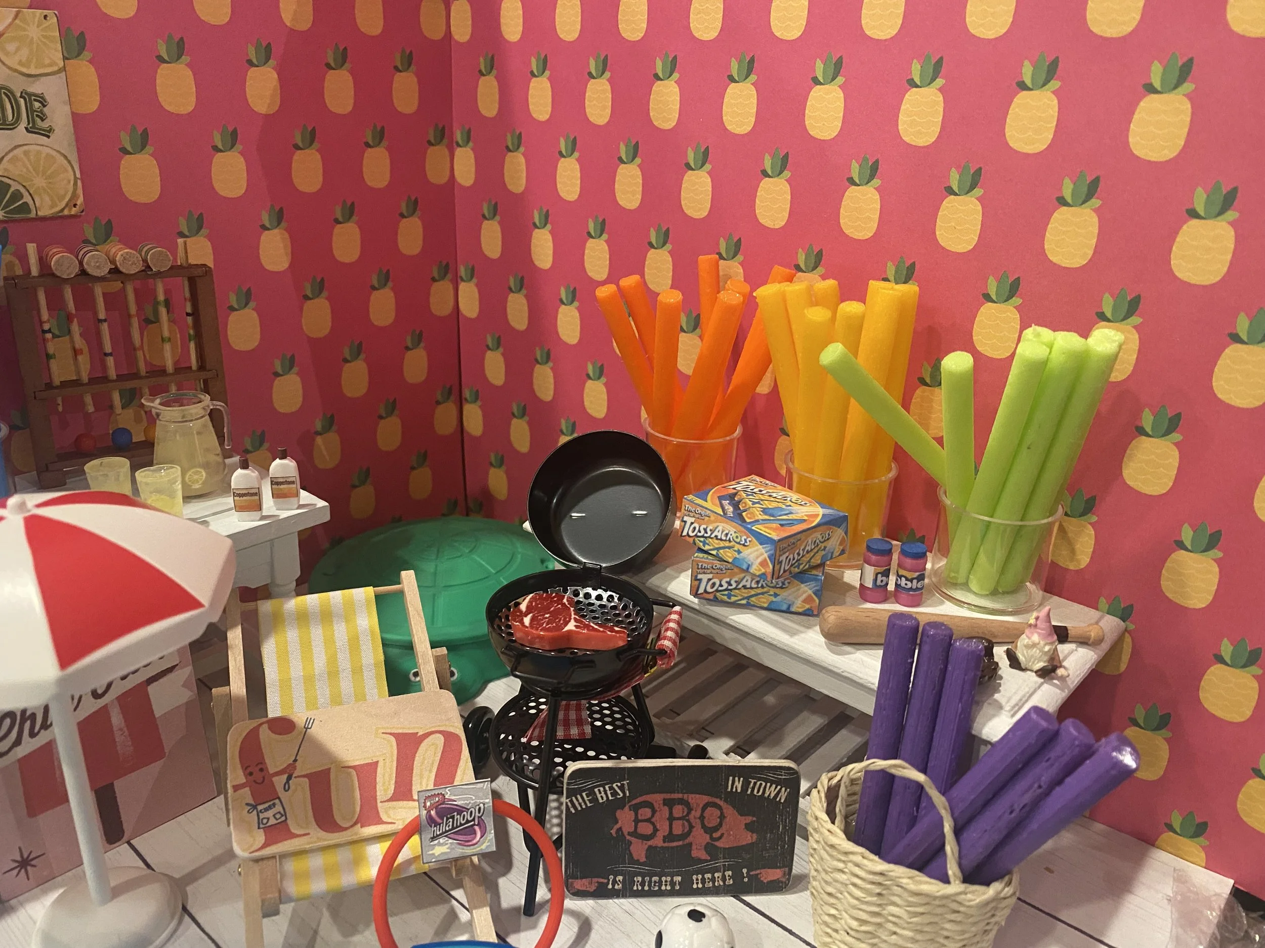 Miniature Backyard Toys, Dollhouse Outdoor Accessories, 1:12, Pool, Swim Noodles, Sand Box, Dart Board, Croquet, Ping Pong Table, Hula Hoop