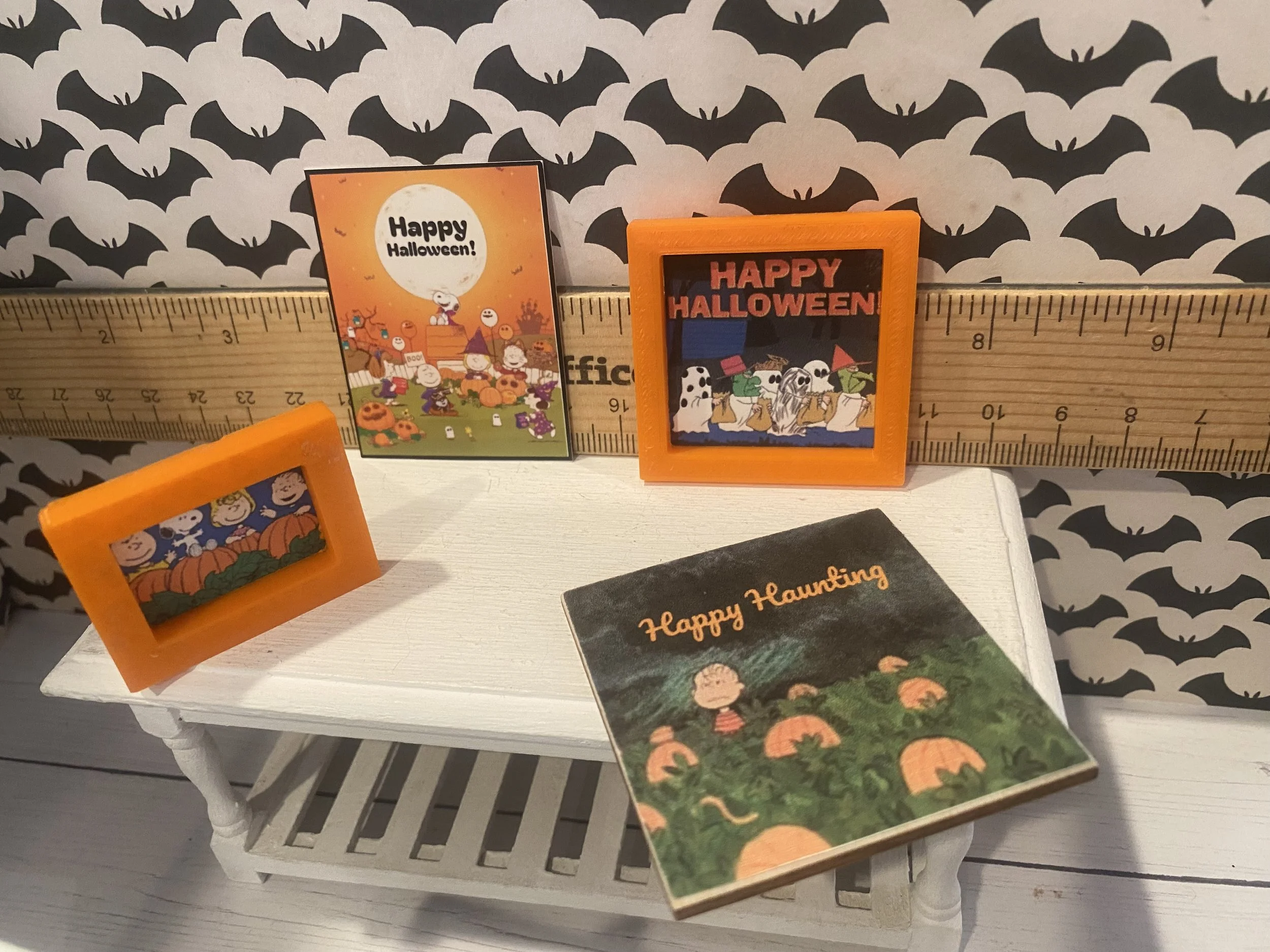 Miniature Halloween Peanuts Signs, Art & Poster, 1:12