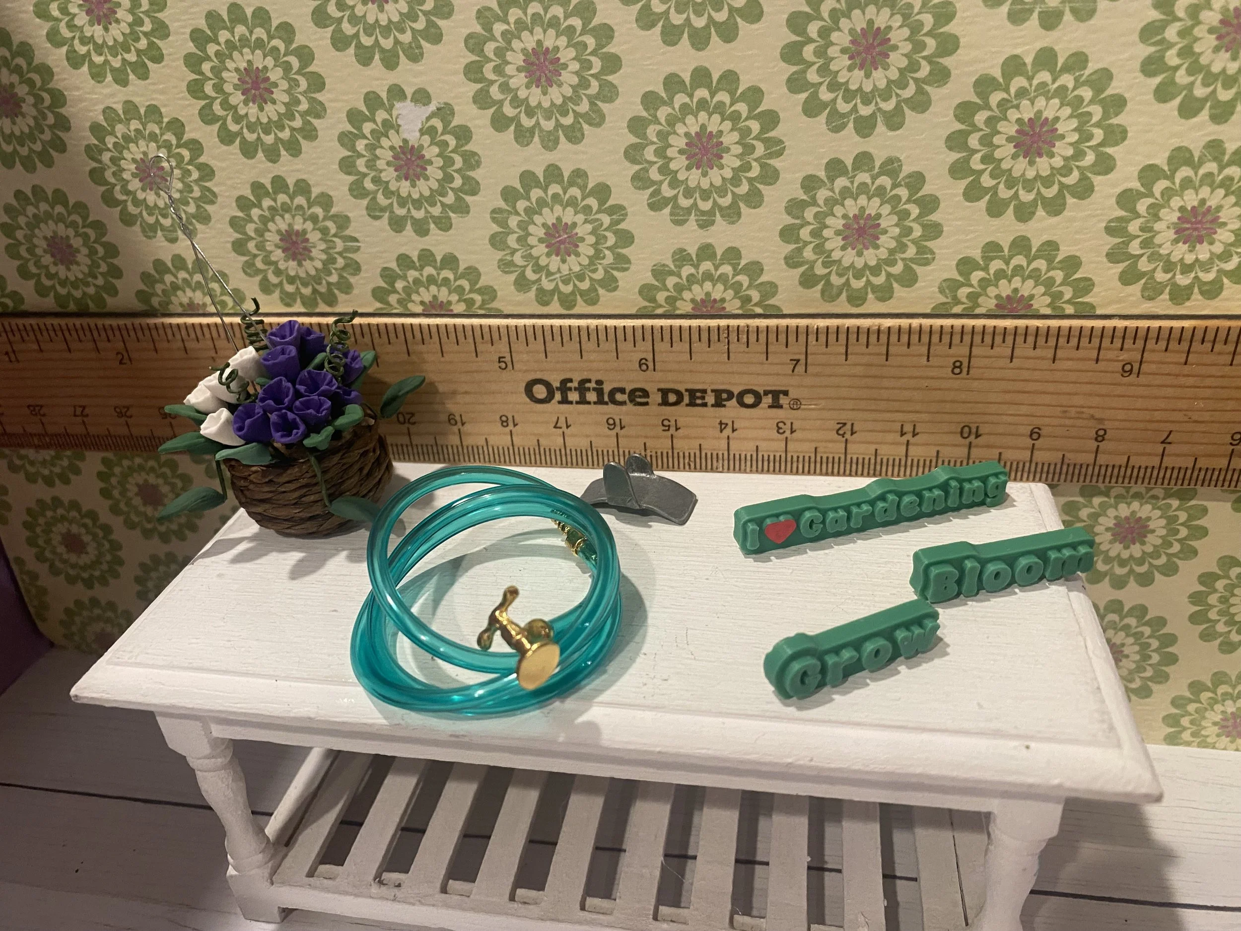 Miniature Garden Hose, Flower Pot, Gardening Words1:12