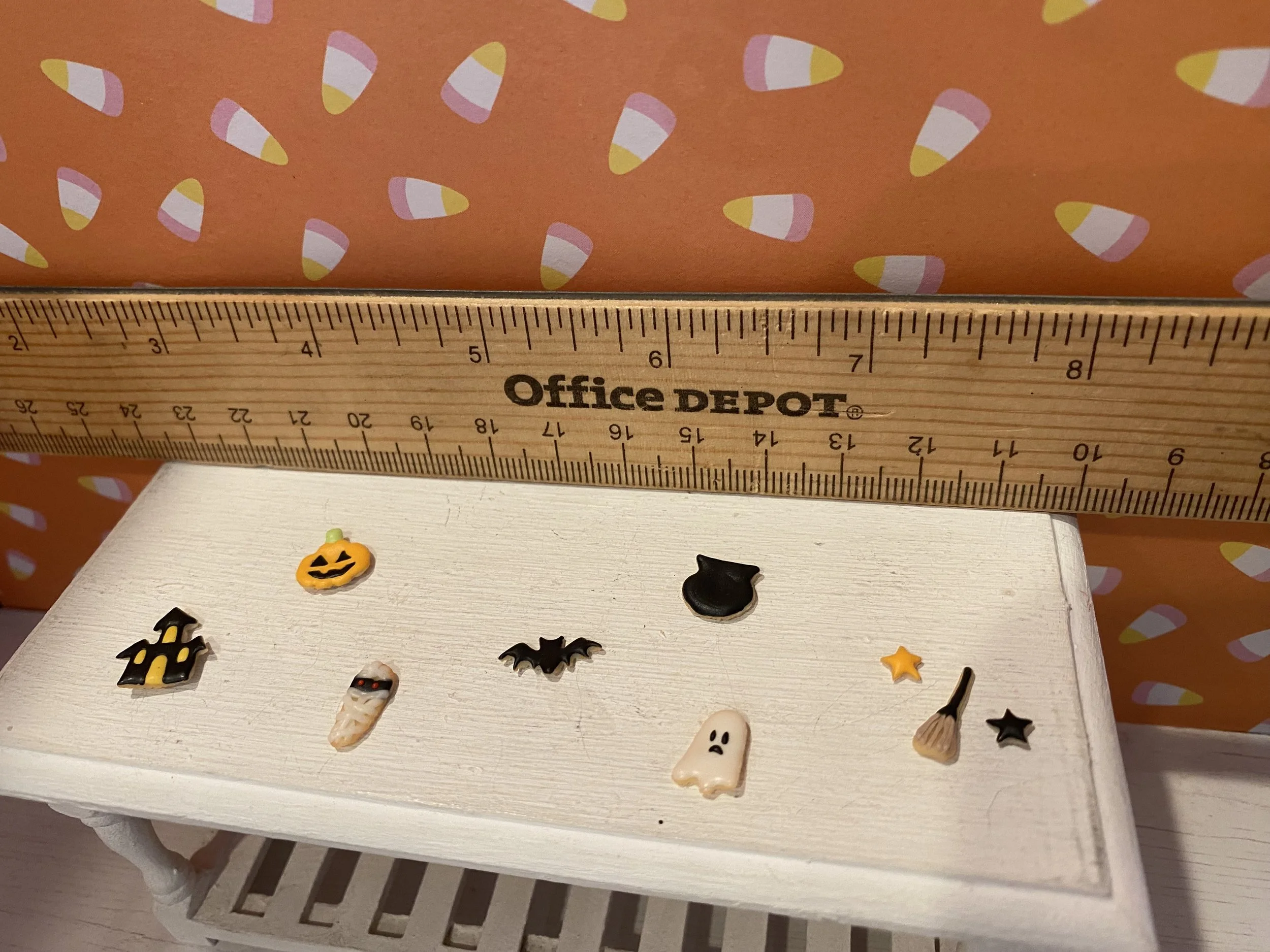Miniature Halloween Cookies, 1:12