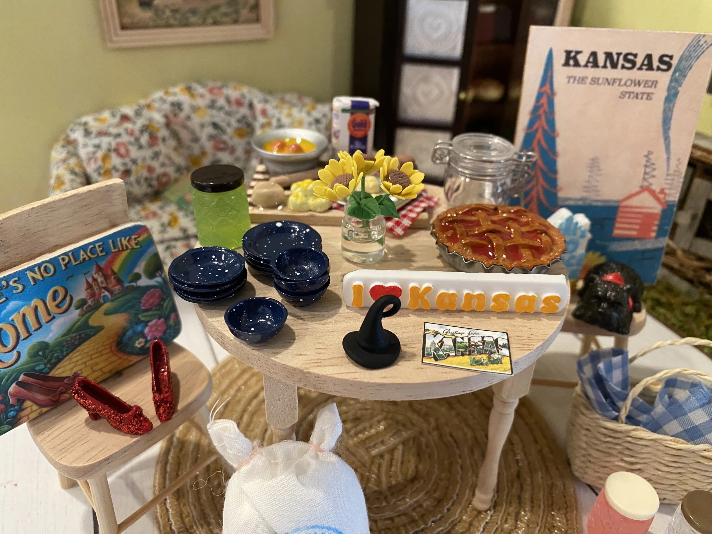 Midwestern Miniatures, Dollhouse Kansas Travel, 1:12 Prairie