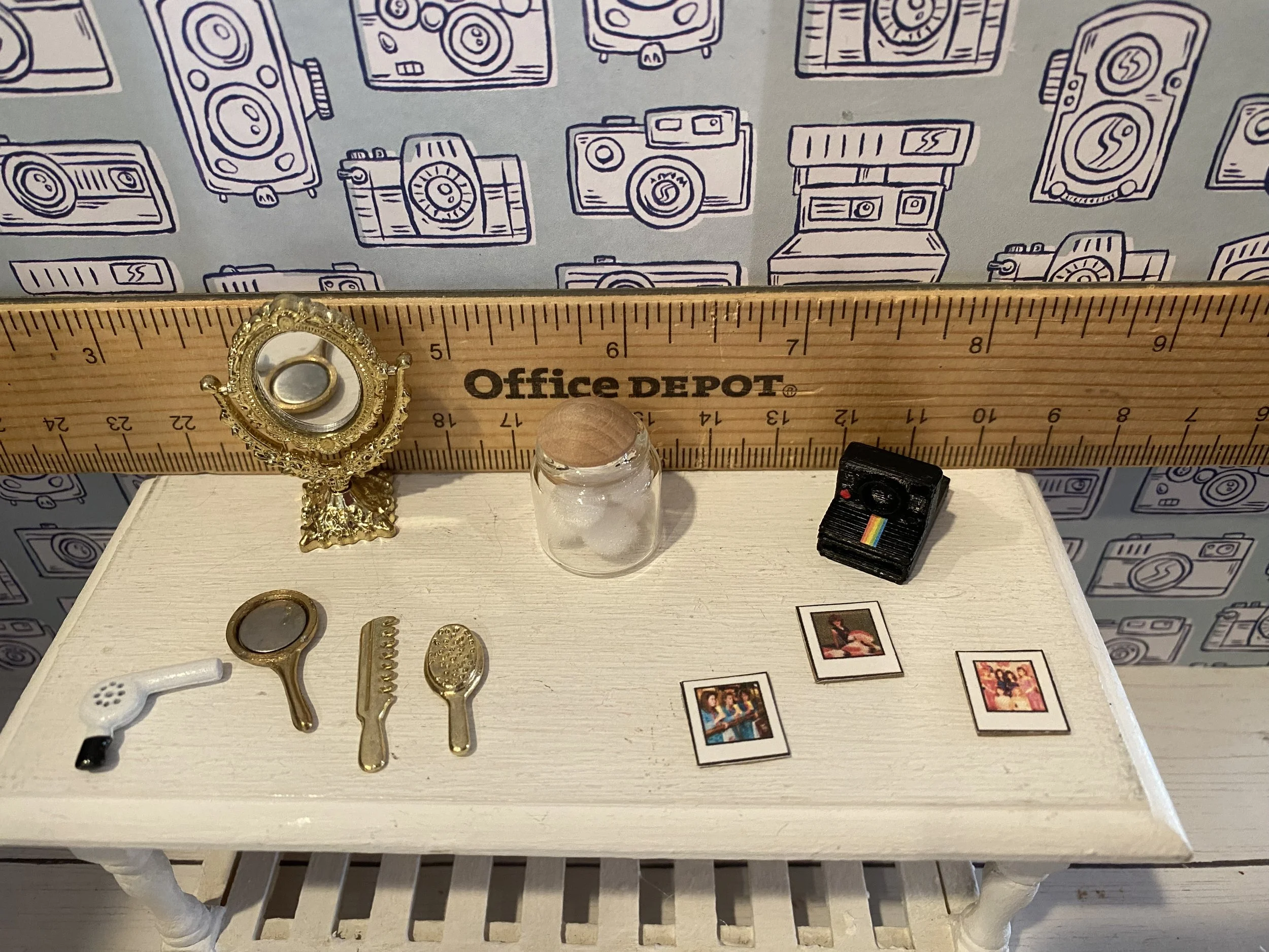 Miniature Make-Up Sets, Dollhouse Nail Polish, Lipstick & Beauty Accessories, 1:12