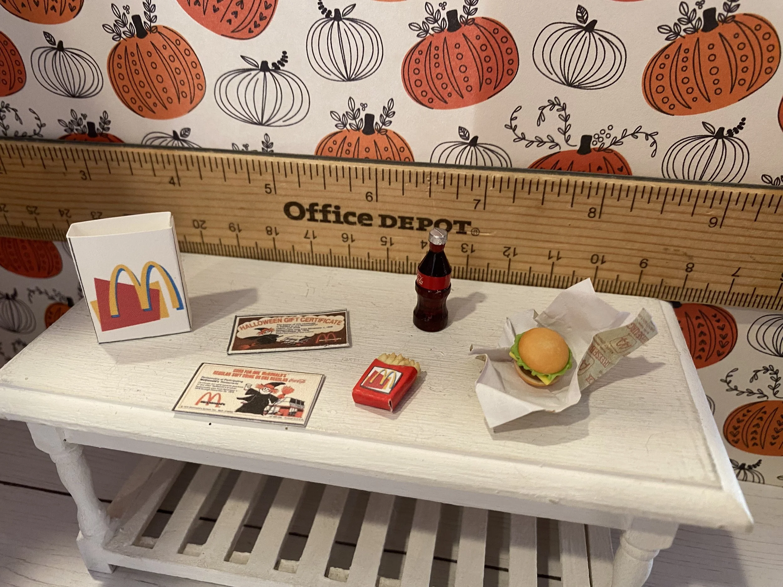 Miniature McDonalds Lunch w/Halloween Gift Certificates, 1:12