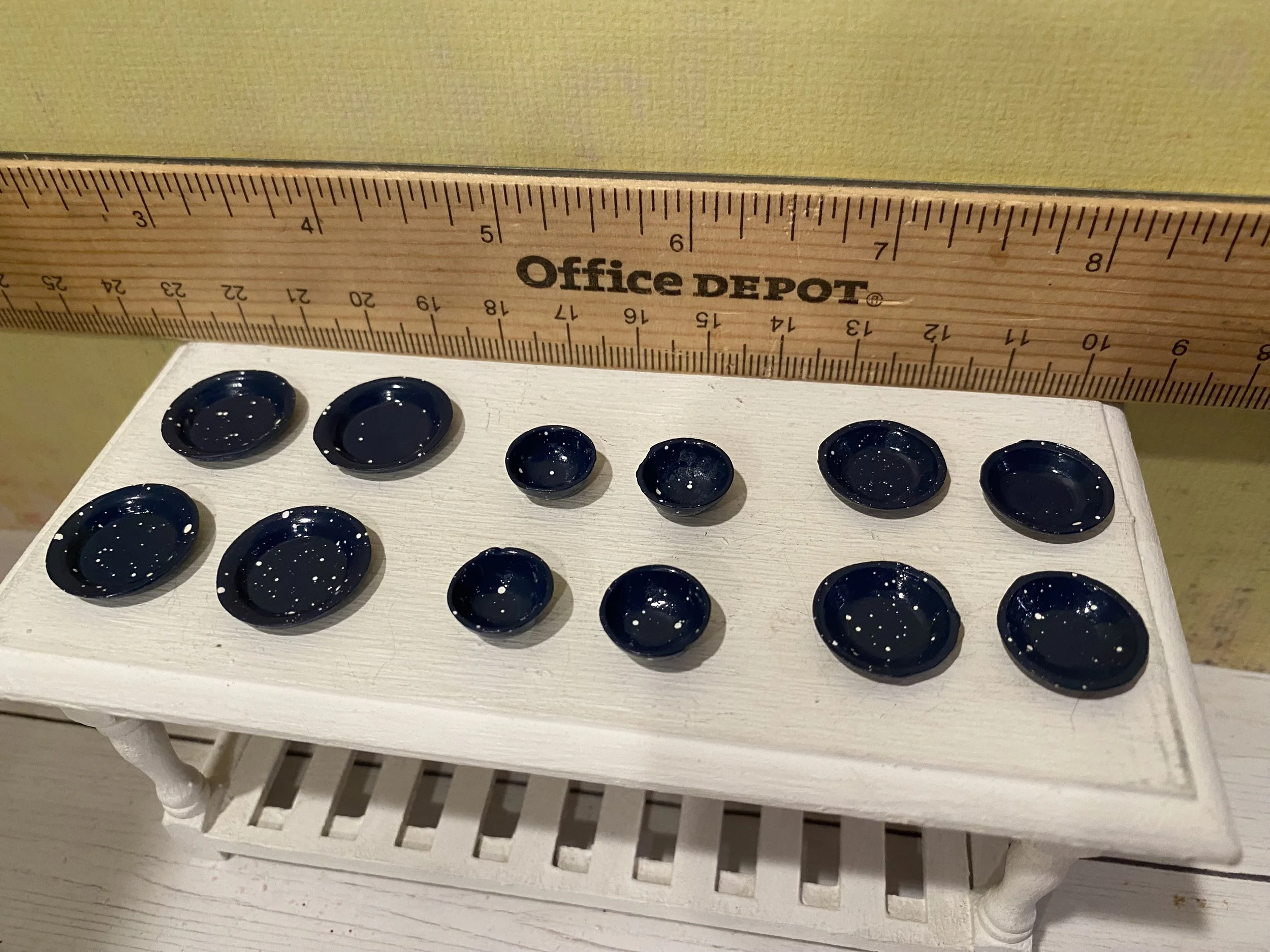 Miniature Blue Splatter Dishes, Prairie Dishware, 1:12