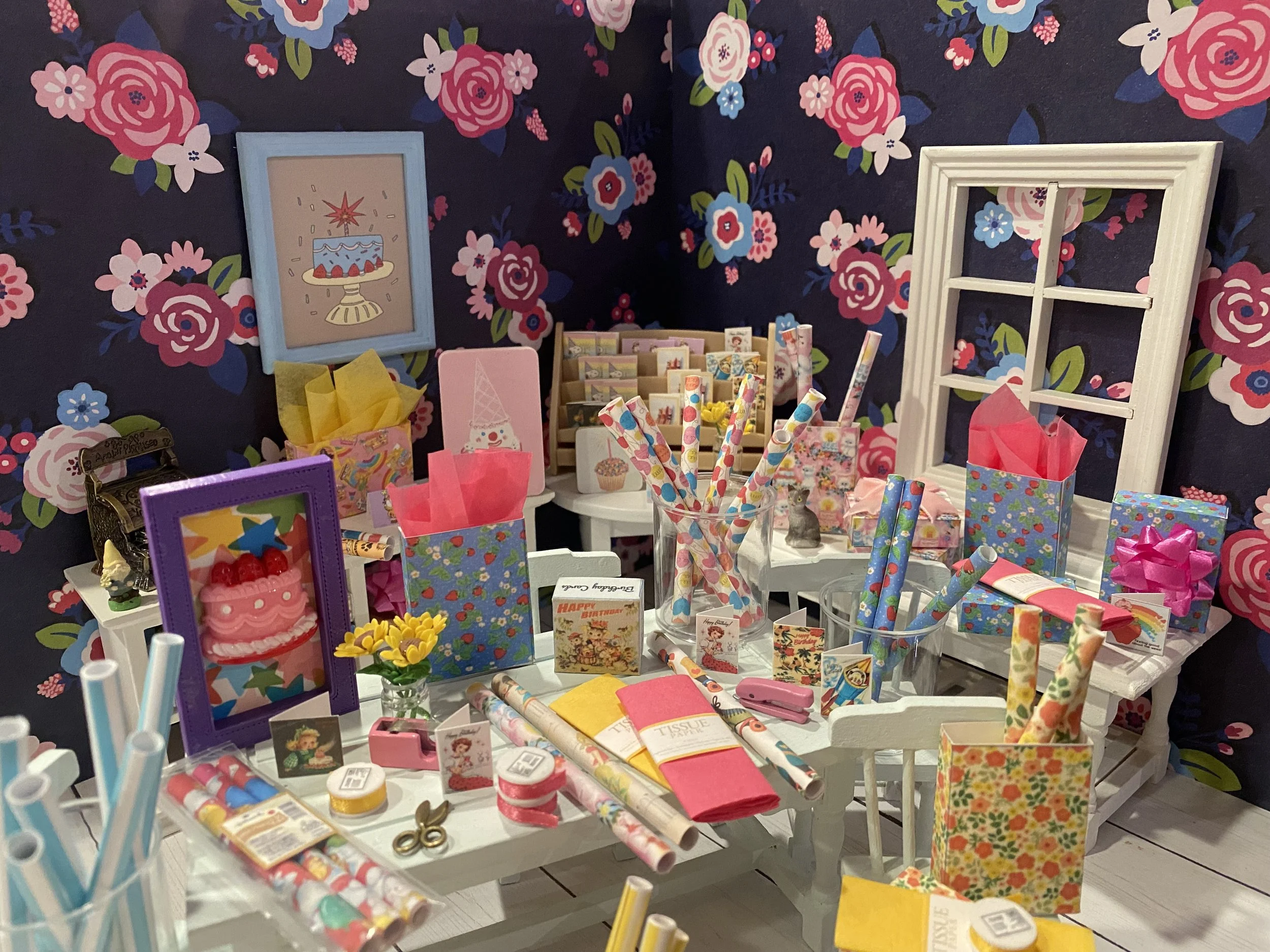 Miniature Gift Wrap & Boxes, Dollhouse Cardmart, 1:12