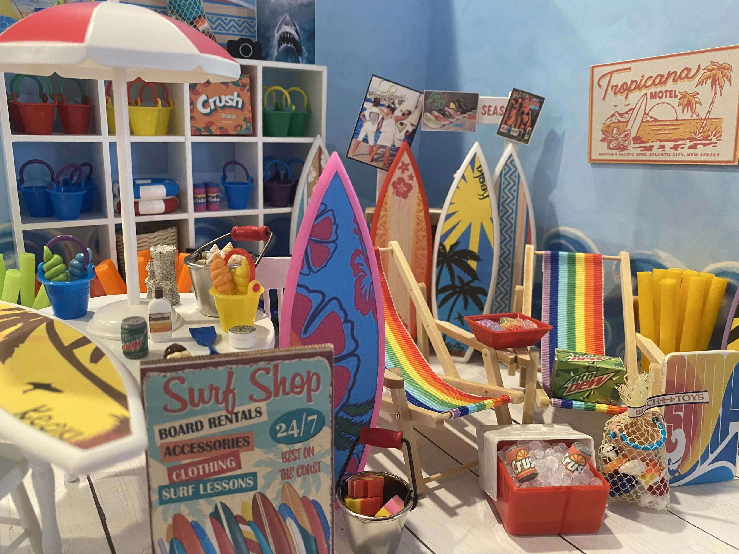 Miniature Surf Shack, Dollhouse Surfboards & Beach Accessories, 1:12