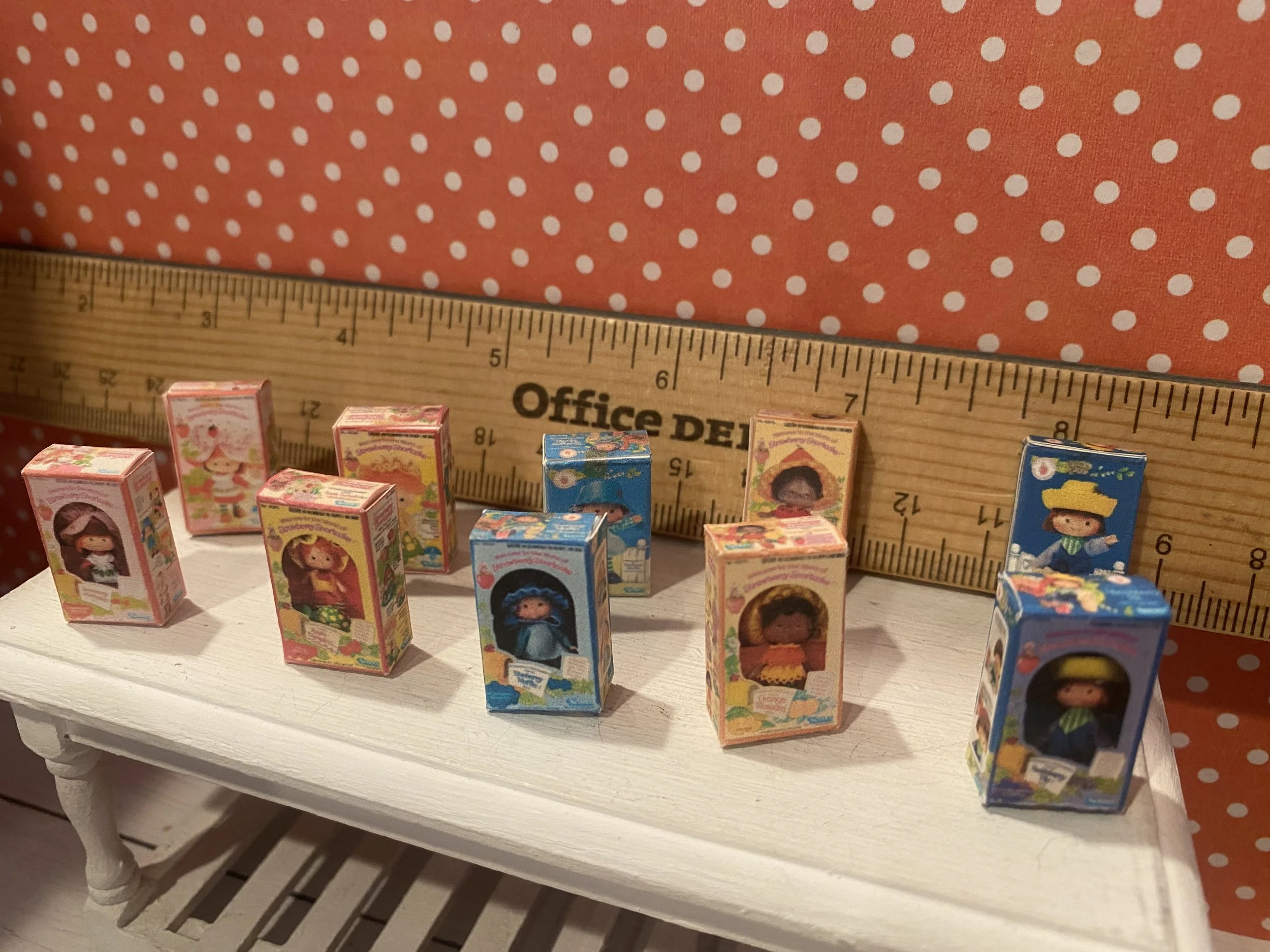 Miniature Strawberry Shortcake, Apple Dumplin Box, Blueberry Muffin, Orange Blossom, Huckleberry Pie Doll Boxes, 1:12