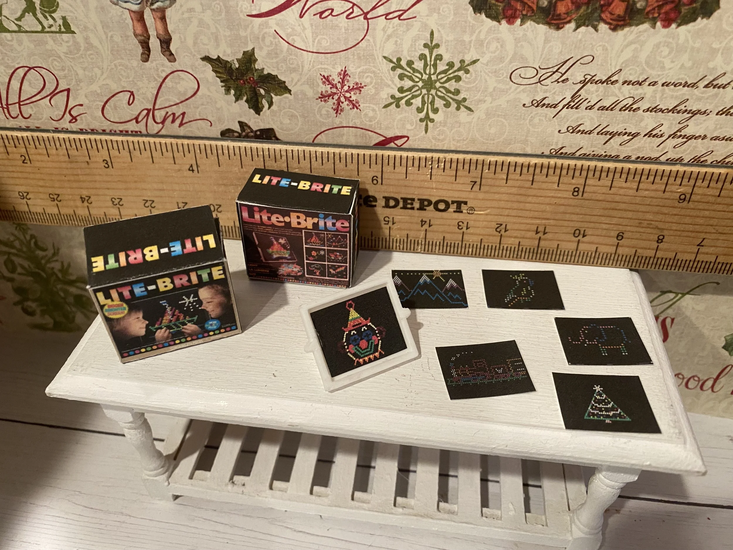 Miniature Lite Brite, 1:12