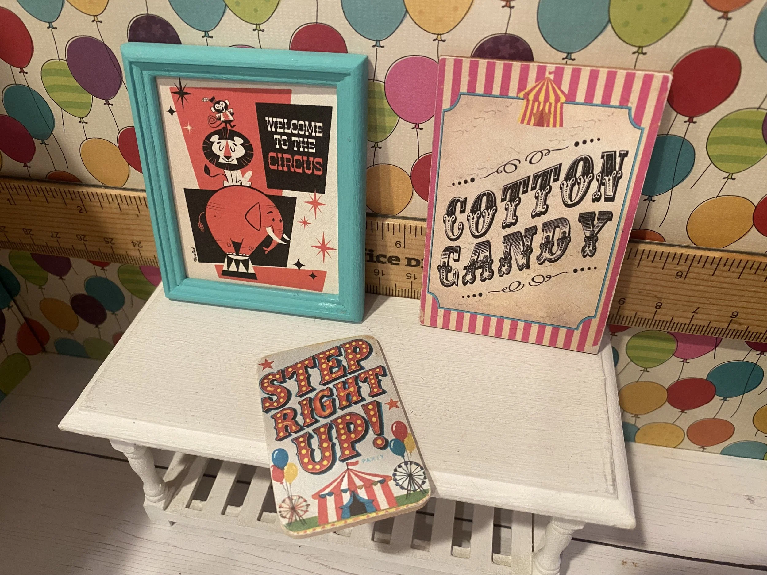 Miniature Circus Art, Signs, 1:12