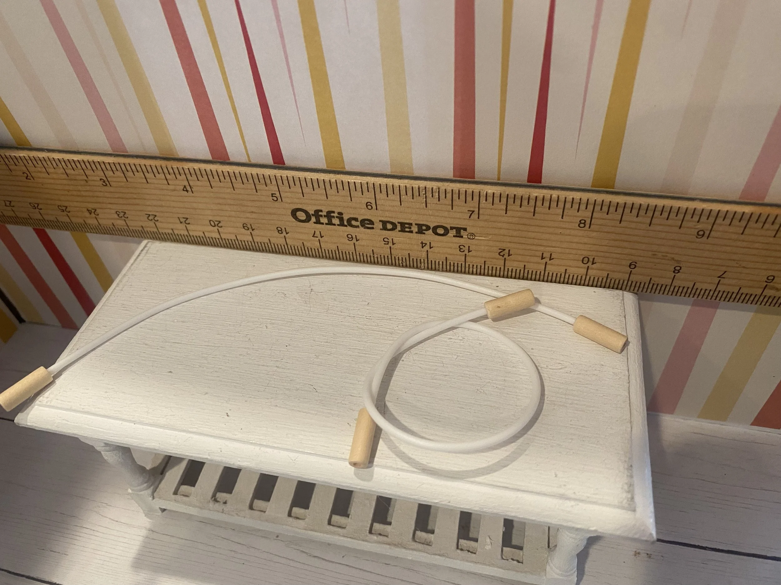 Miniature Jump Rope, 1:12