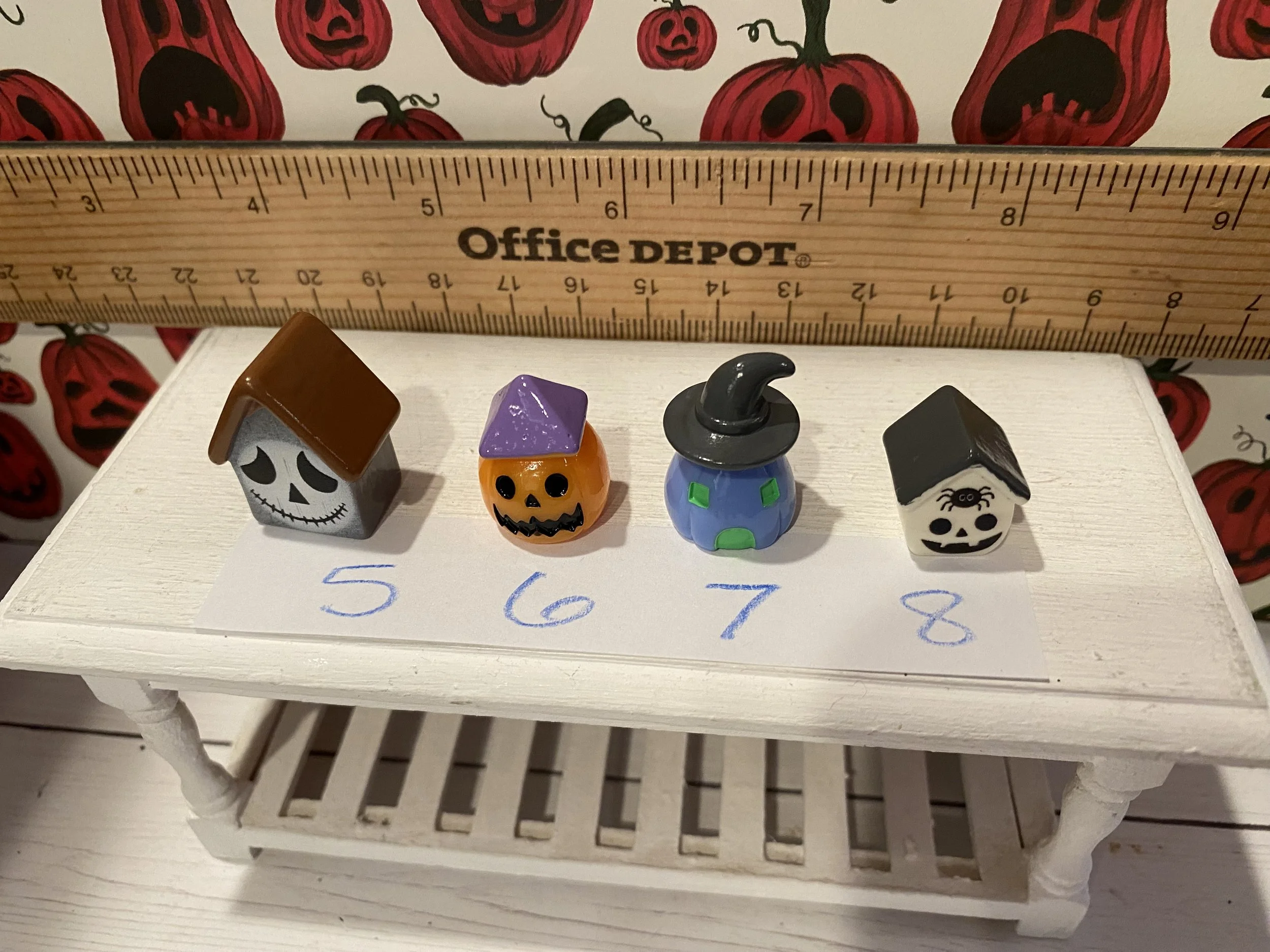 Miniature Halloween Houses, 1:12