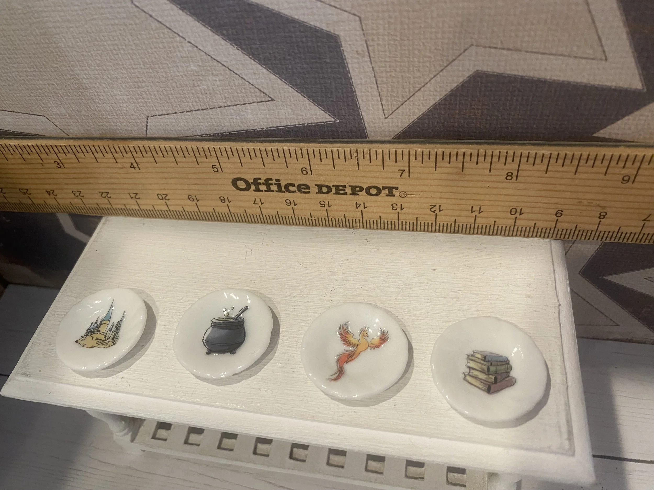 Miniature Harry Potter Dish Set, 1:12
