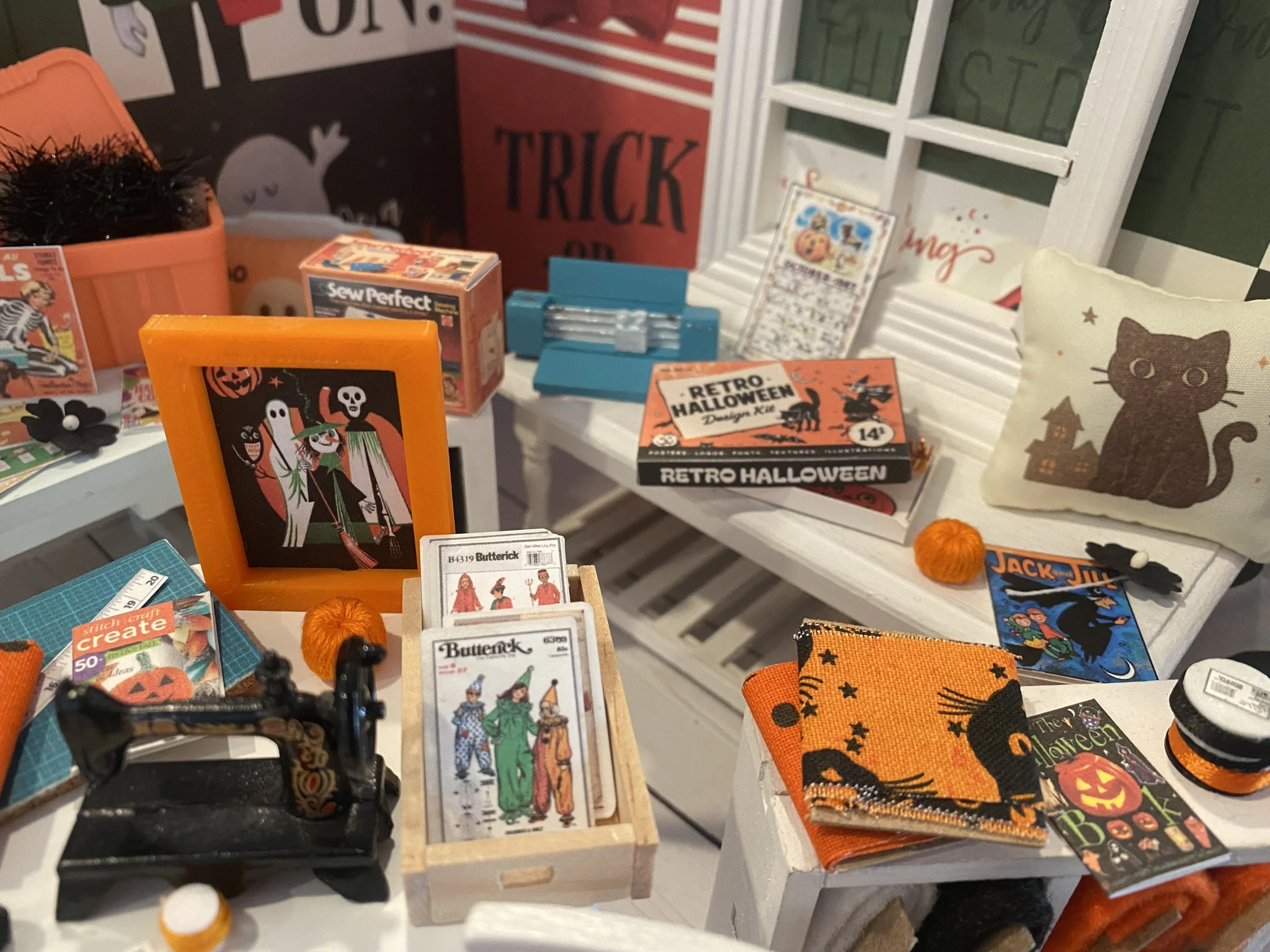 Miniature Halloween Sewing, Casper's Dollhouse Craft Shop, 1:12