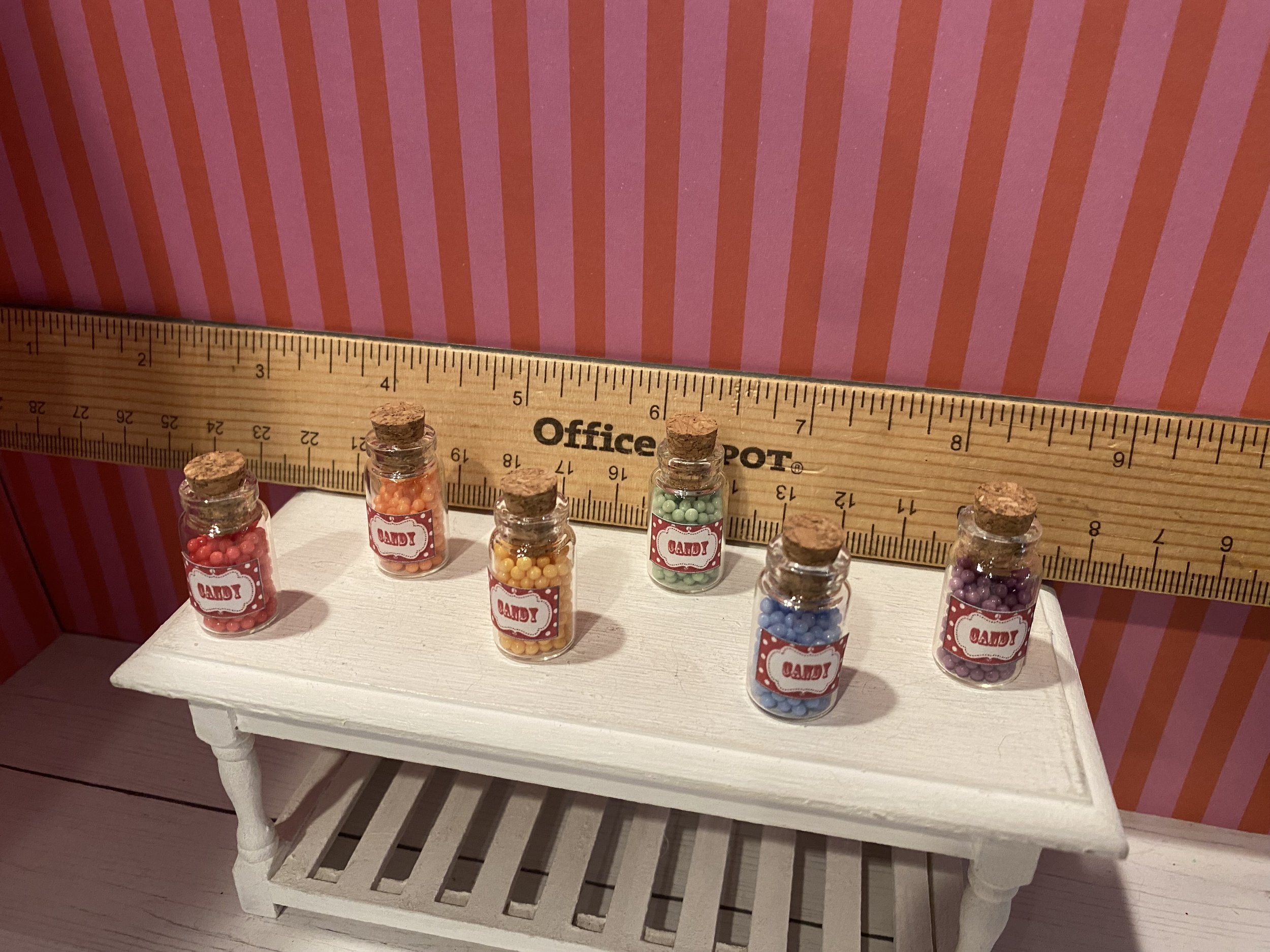 Miniature Jars of Candy Balls, Assorted Colors, 1:12