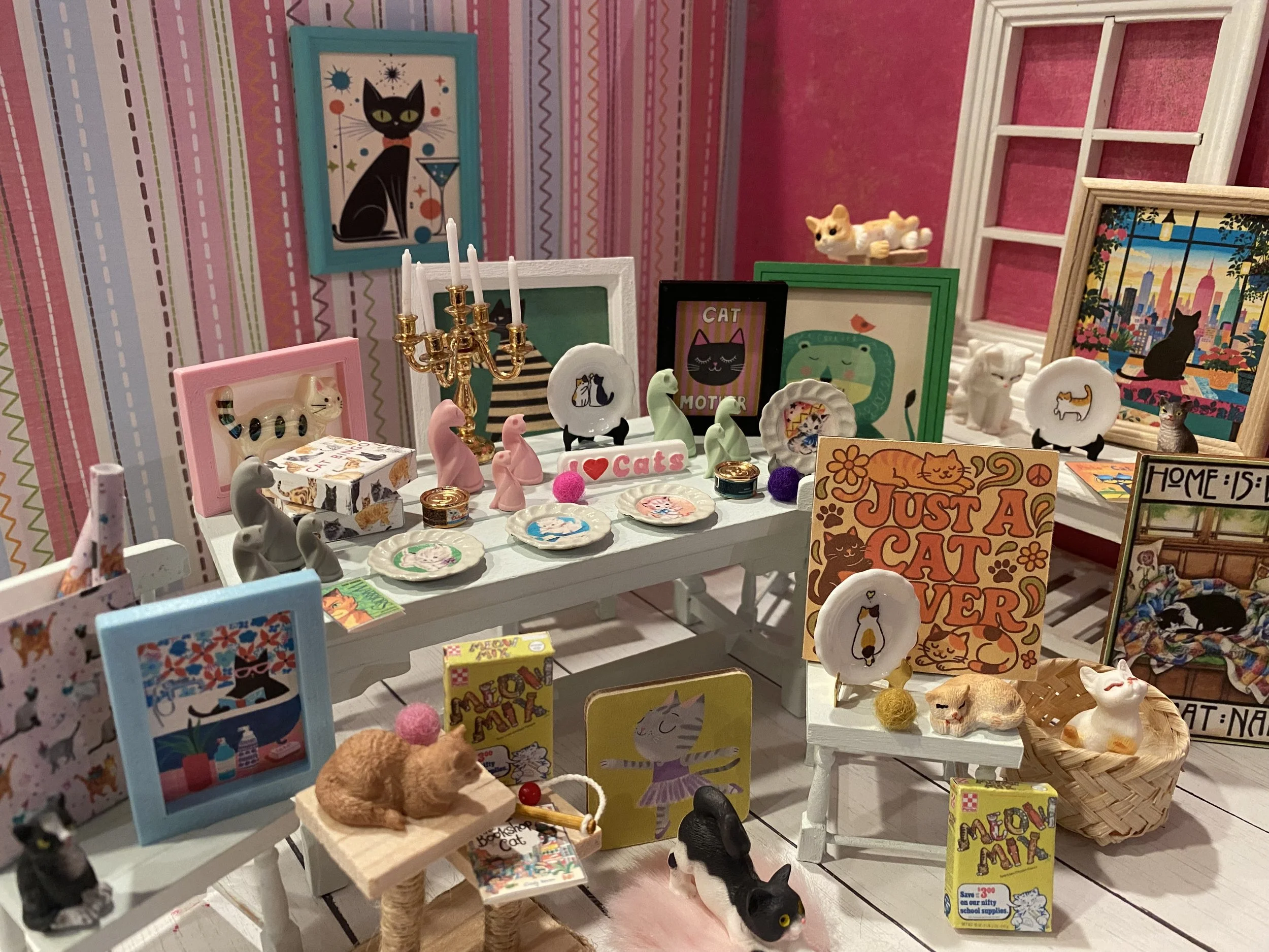 Miniature Fancy Cats, Dollhouse Cat Decor 1:12, Figures, Dishes, Cat Food, Art & Signs, Books, Cat Tower