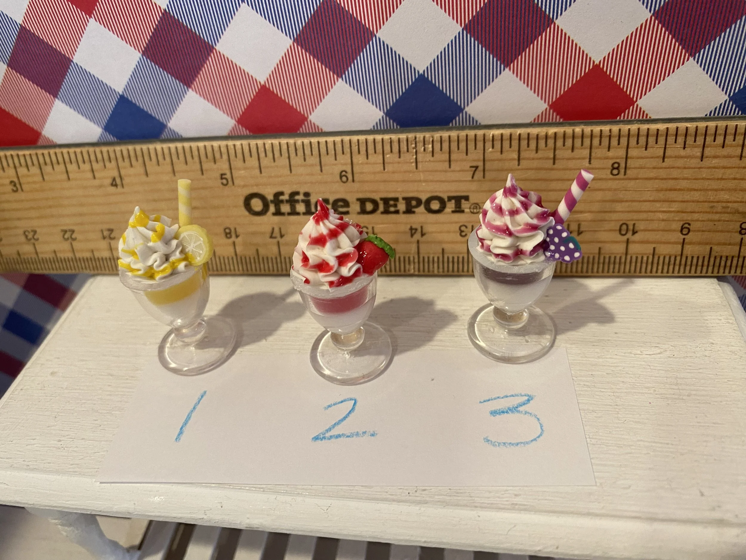 Miniature Ice Cream Sundaes, 1:12
