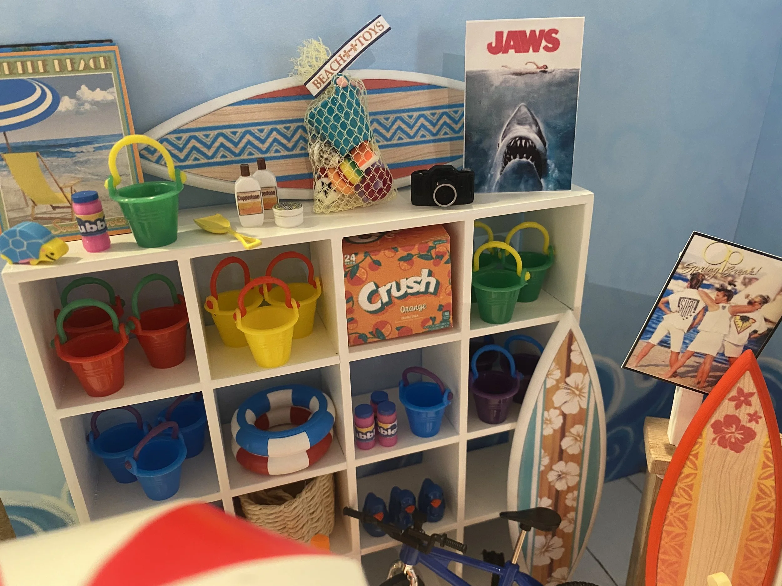 Miniature Surf Shack, Dollhouse Surfboards & Beach Accessories, 1:12