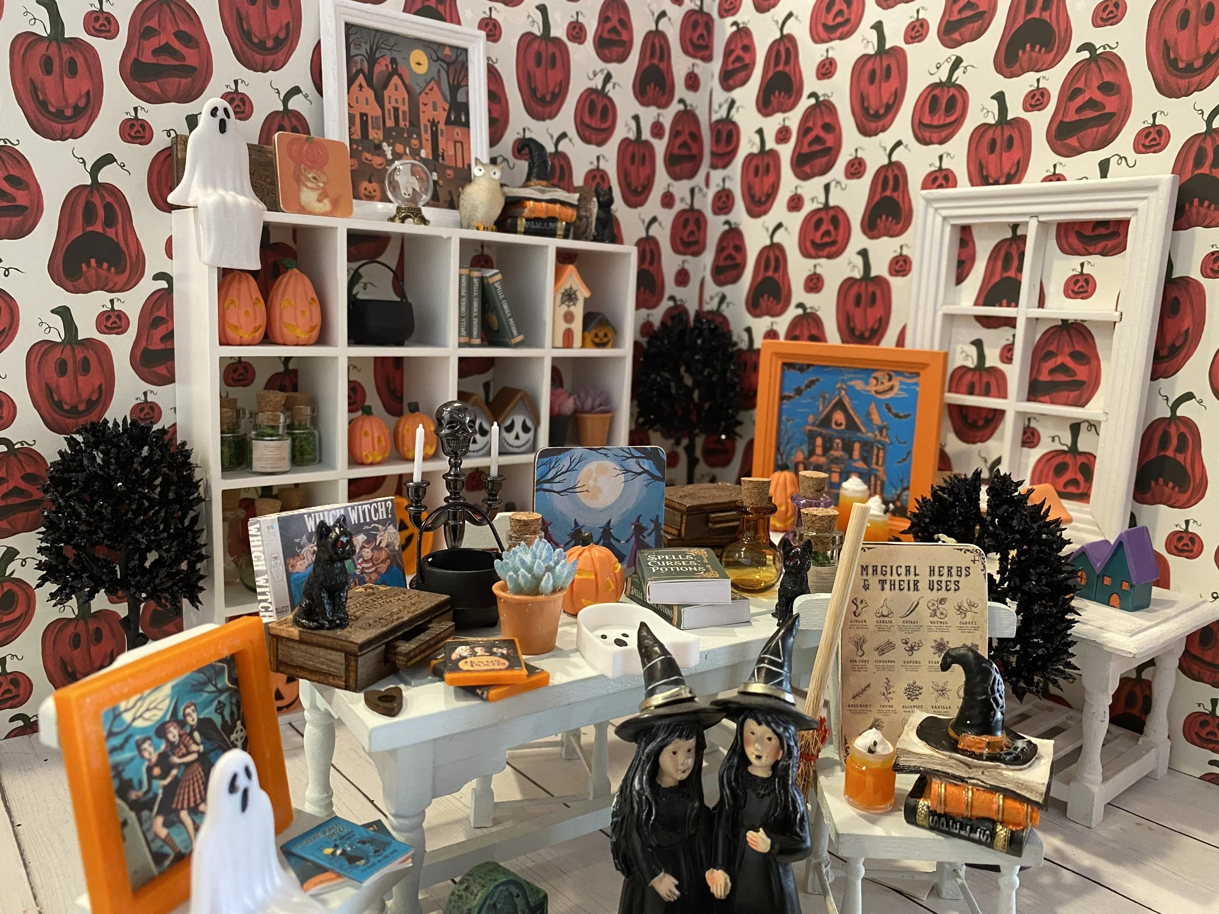 Miniature Wanda Witch's Apothecary, Dollhouse Wicked Woods & Halloween Accessories, 1:12