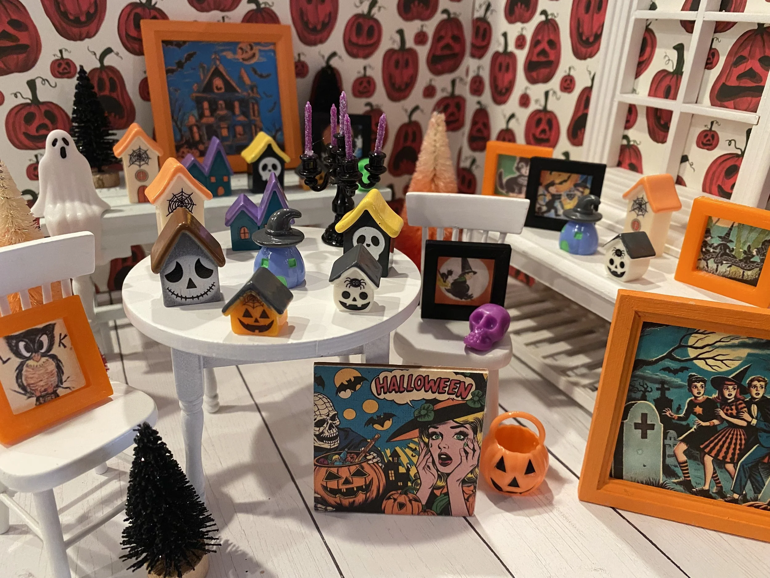Miniature Halloween City, Spooky Cartoon Dollhouse Houses, Halloween Art, 1:12