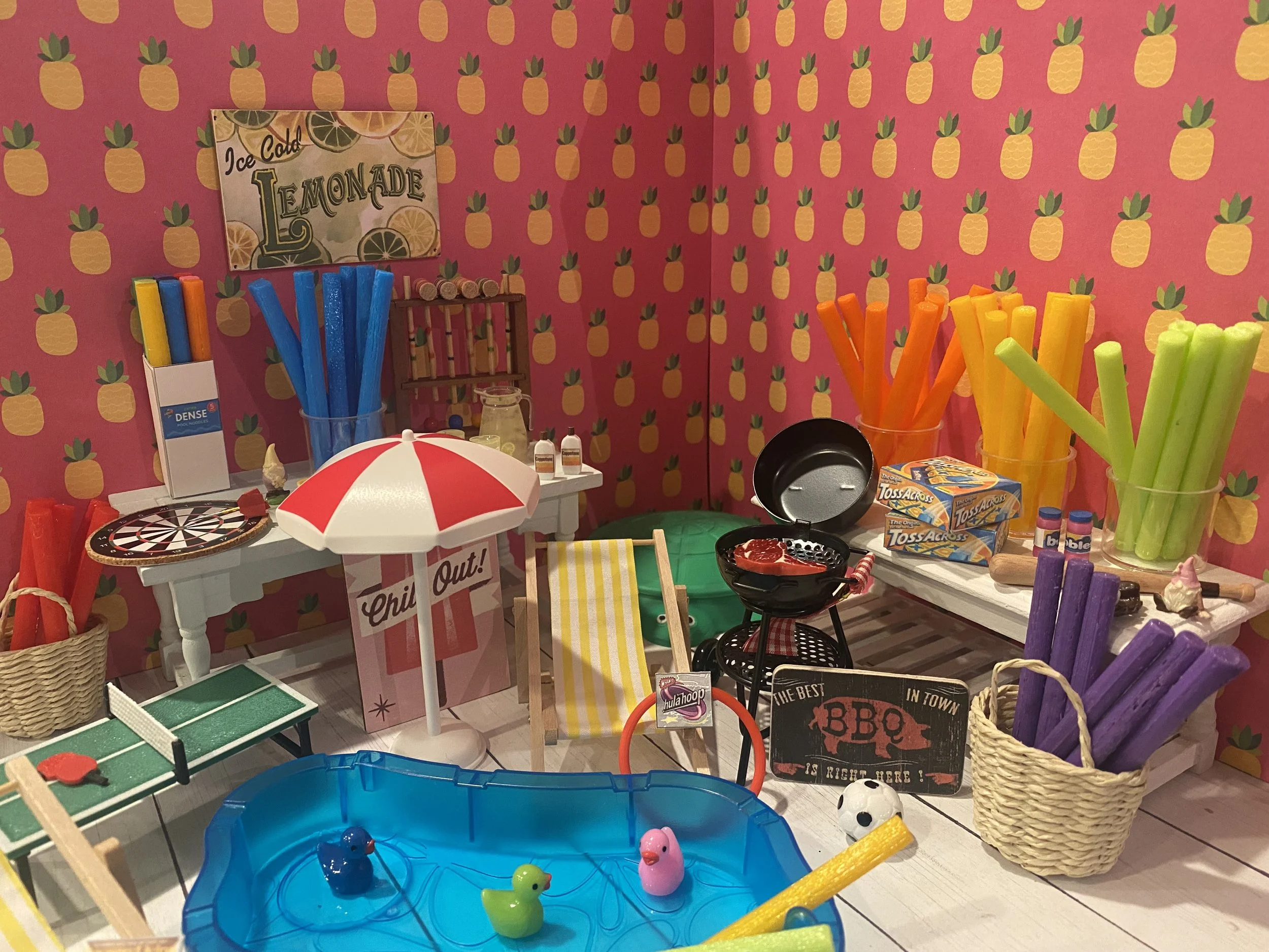 Miniature Backyard Toys, Dollhouse Outdoor Accessories, 1:12, Pool, Swim Noodles, Sand Box, Dart Board, Croquet, Ping Pong Table, Hula Hoop