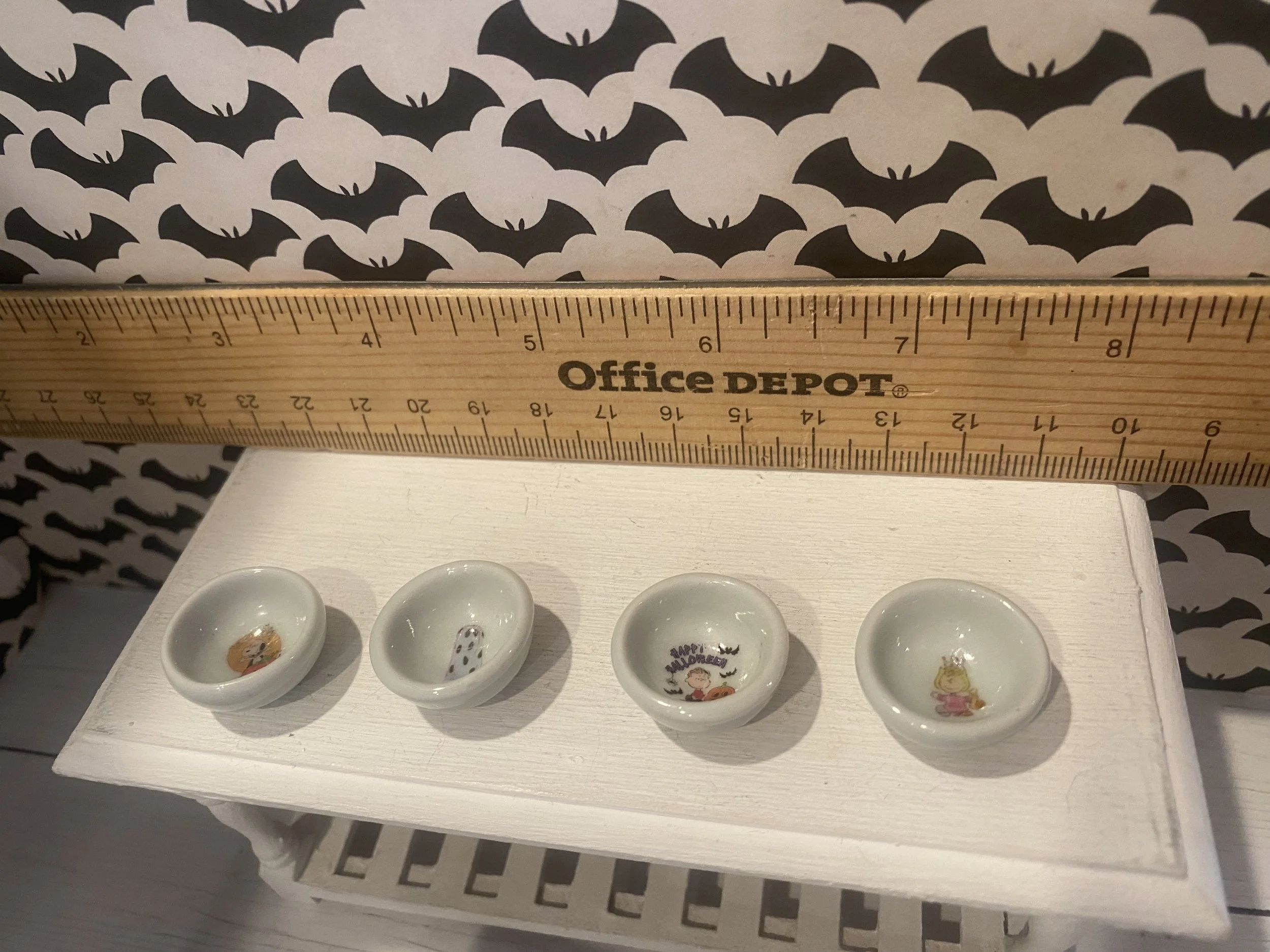 Miniature Peanuts Halloween Bowls, 1:12