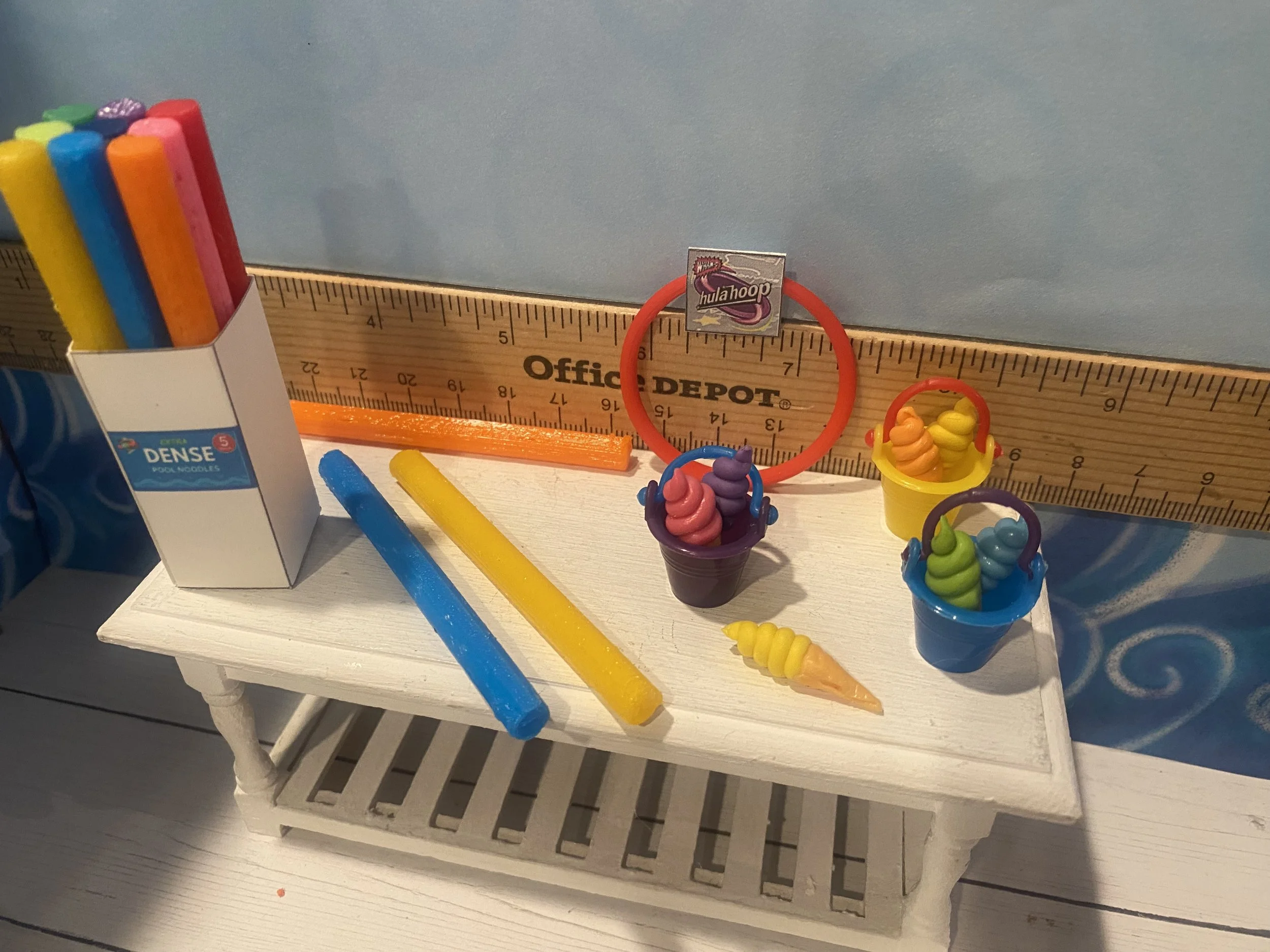 Miniature Box of Noodles, Hula Hoops, Pails of Ice Cream, 1:12