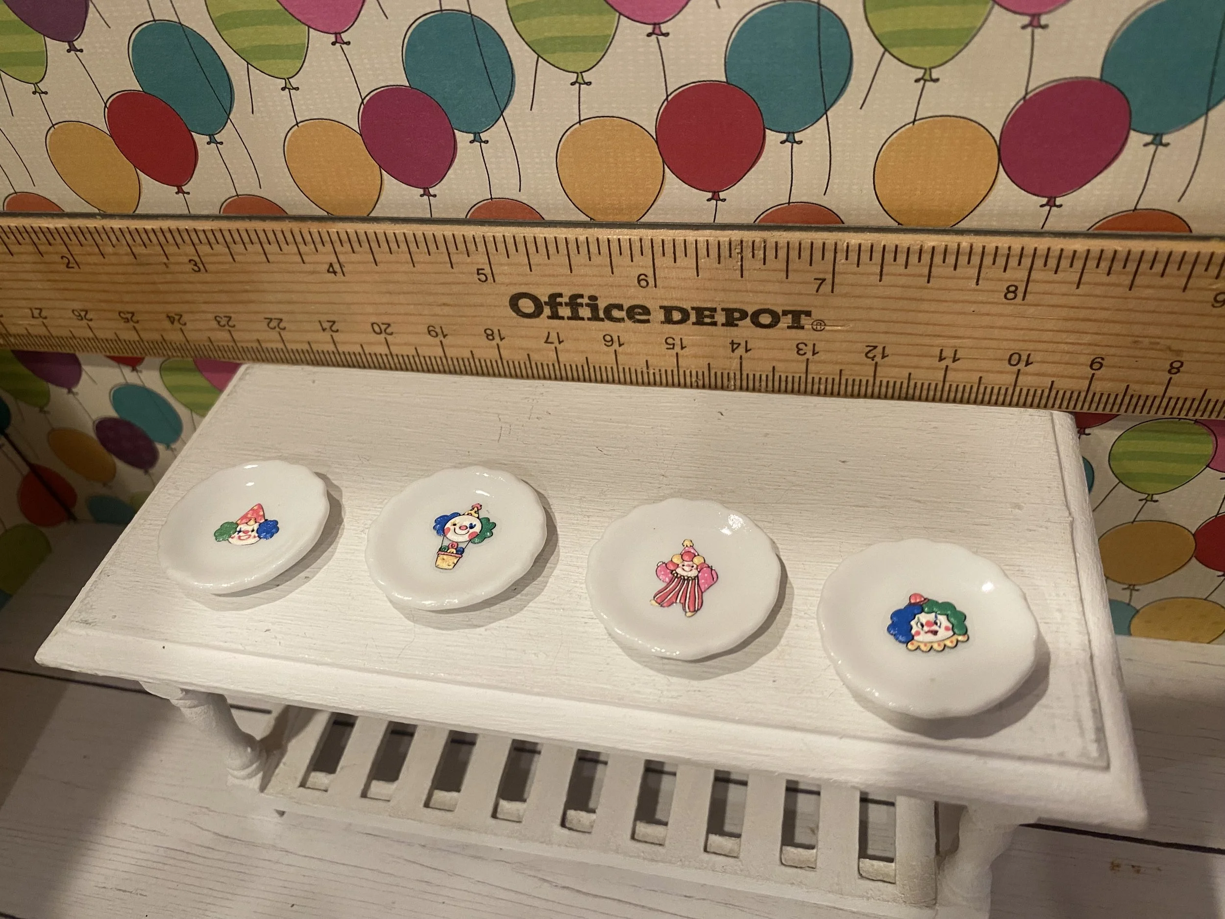 Miniature Circus Dishes, 1:12