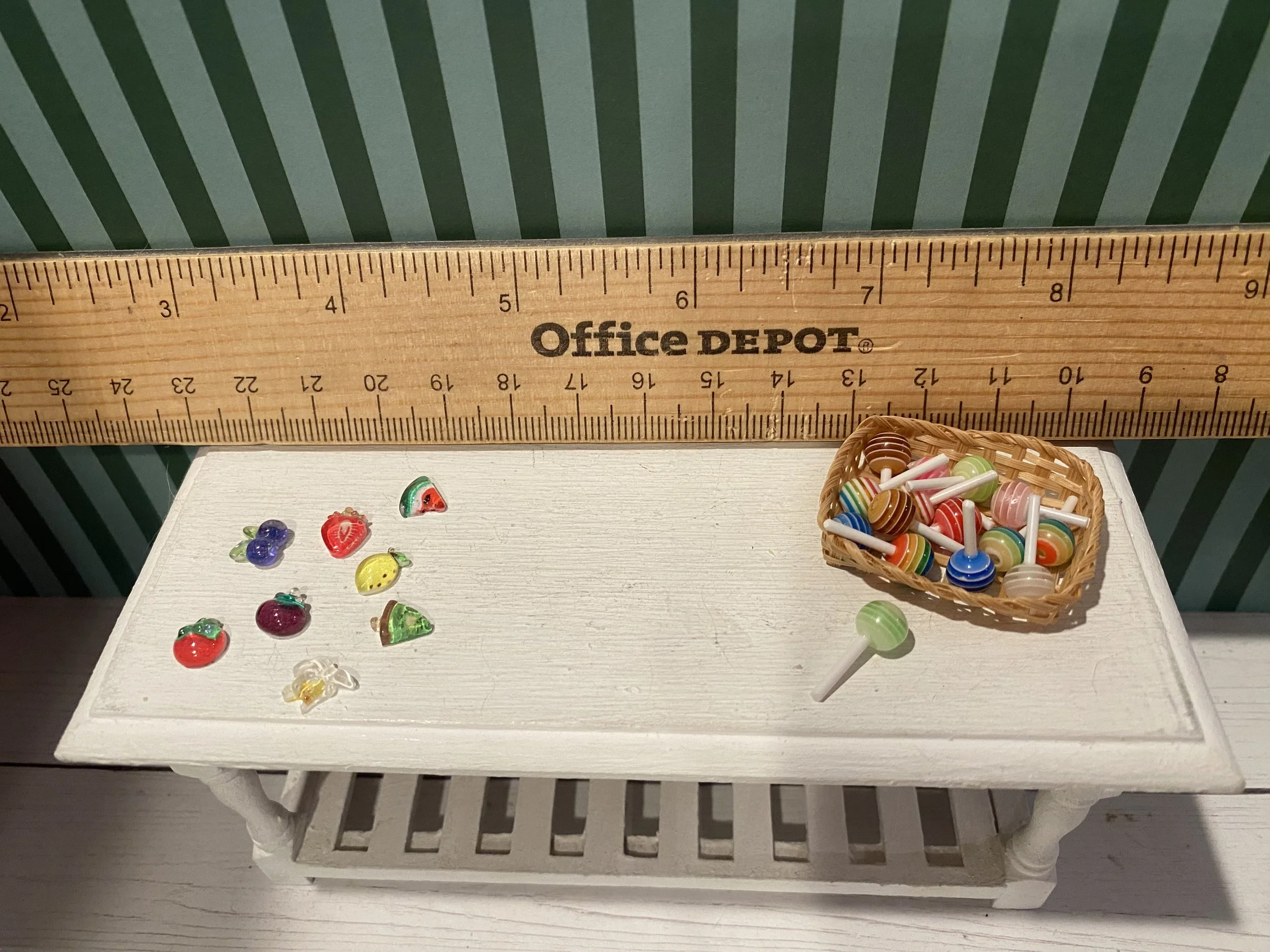 Miniature Fruit Nail Charms, Candy Trinkets, Tiny Lollipops, 1:12