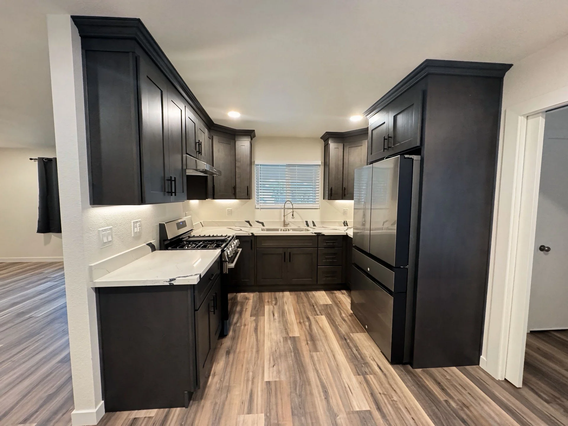 4 Edges Construction Residential Kitchen Remodel with Custom Shelving and Gorgeous Color Palette in Vacaville, CA 95688