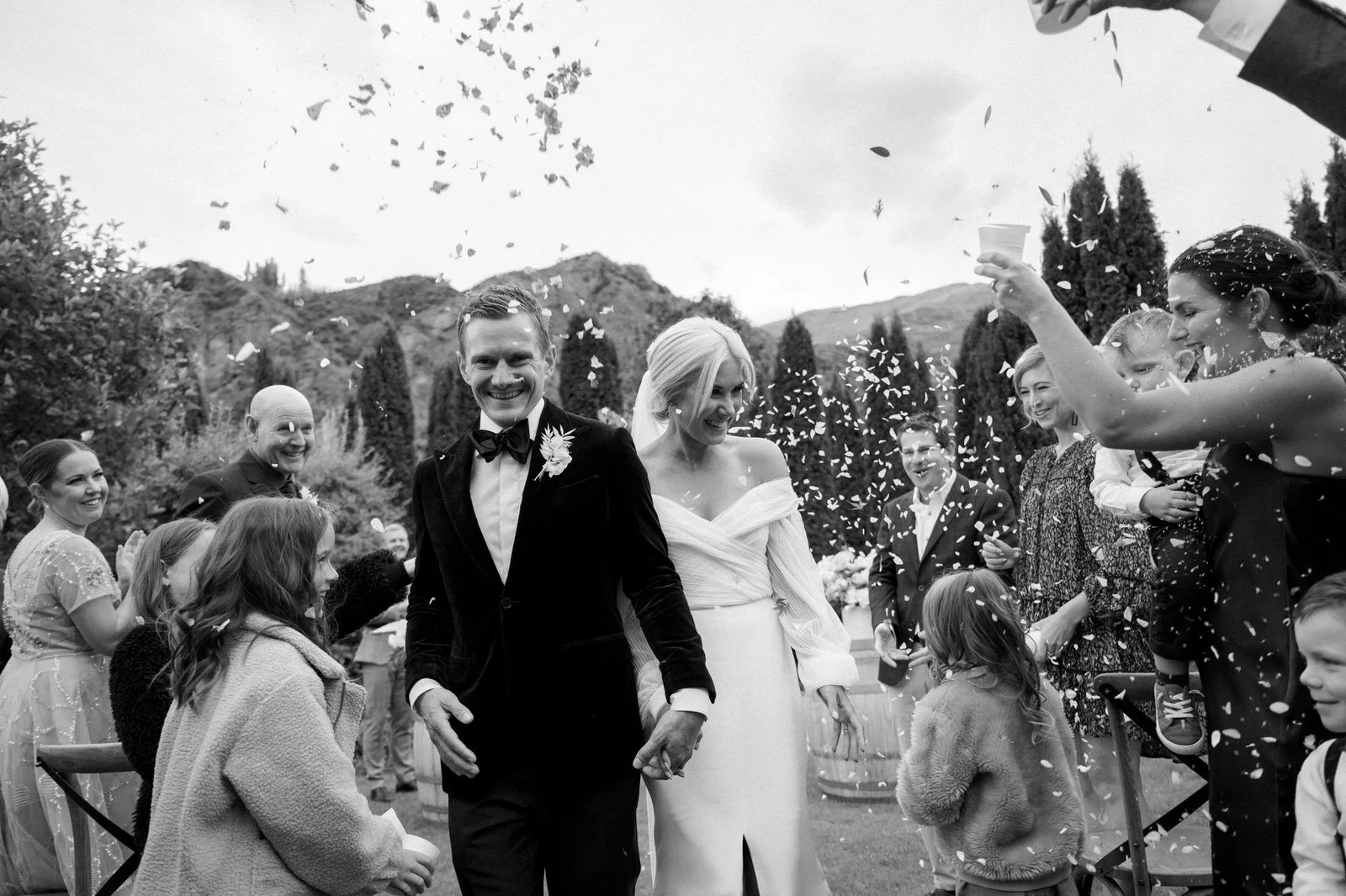 A Wanaka Wedding by Wanaka Wedding Photographer, Mickey Ross