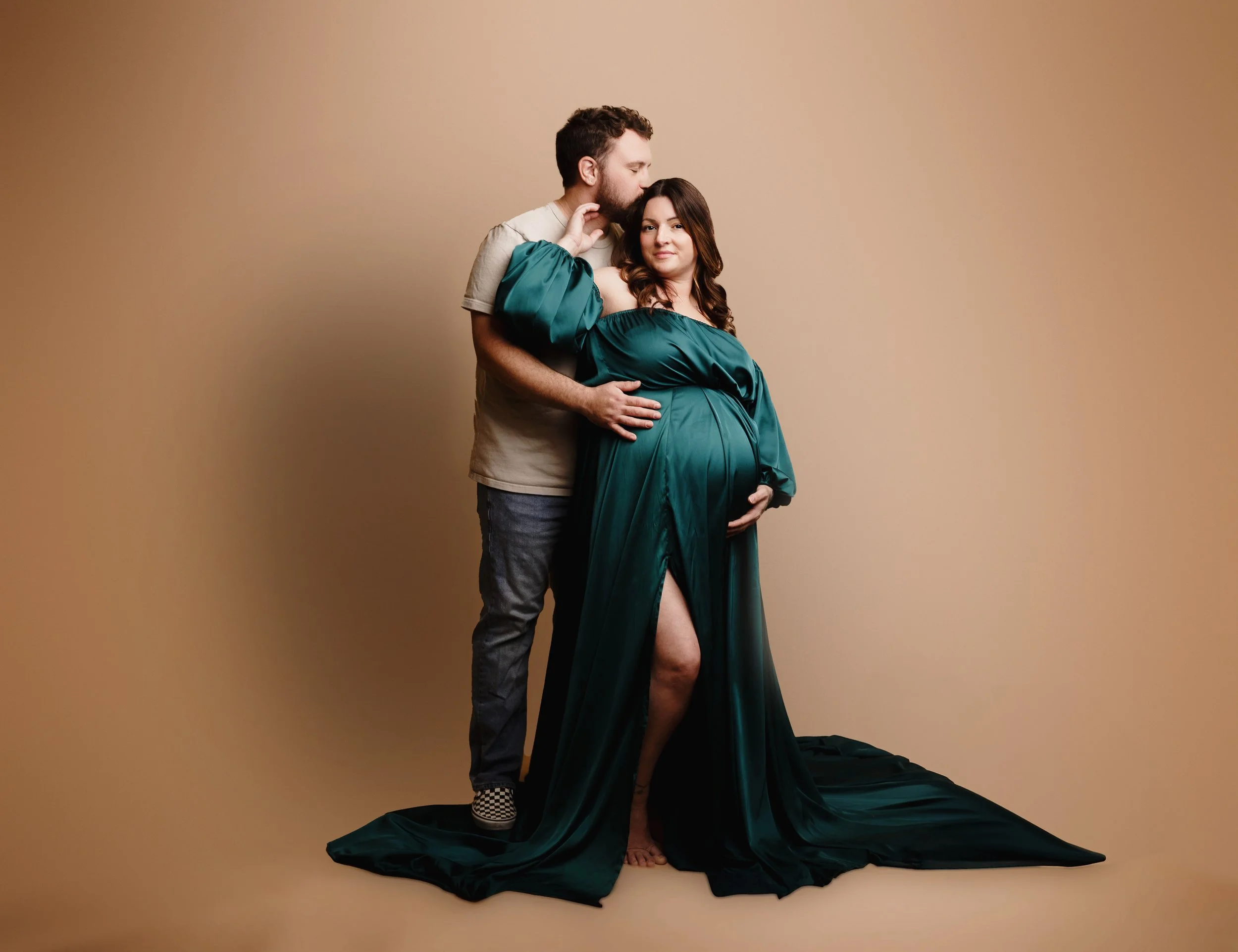 A Love Filled Maternity Session With the Sweetest Blended Family