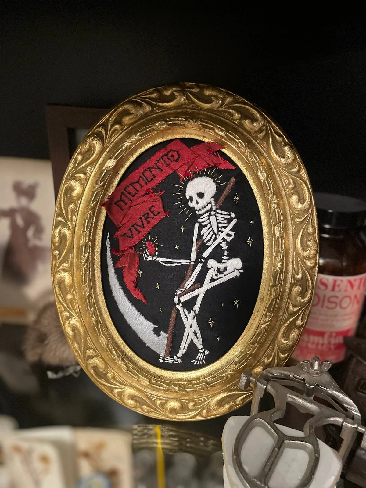 'Memento Vivre' [Remember to Live] hand embroidered in vintage frame, 2023