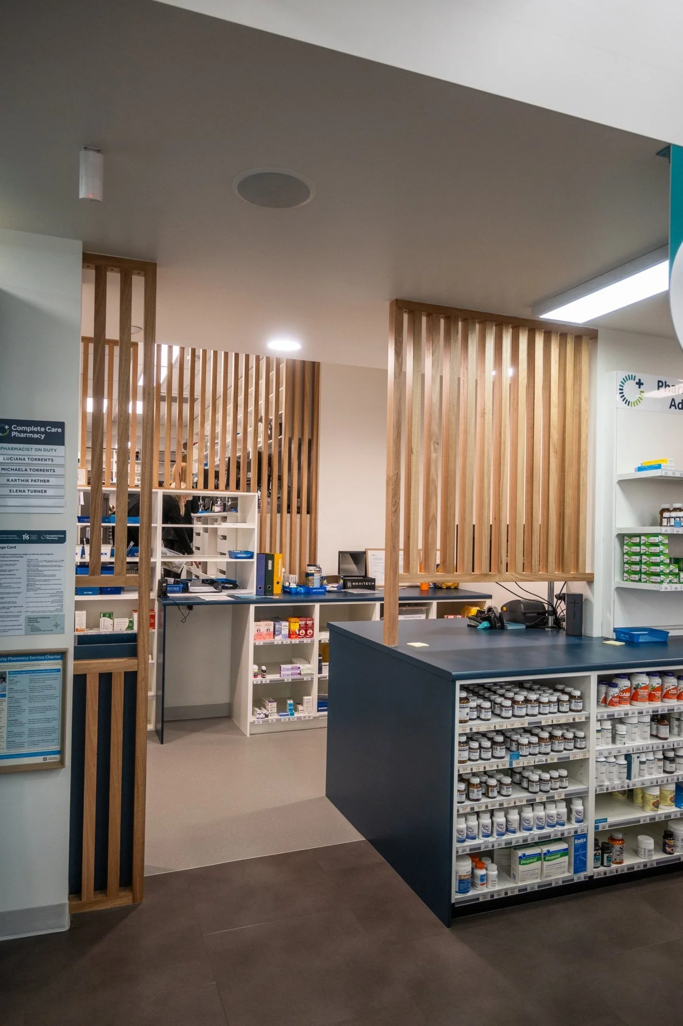 03-pharmacy-dispensary-battens.jpg