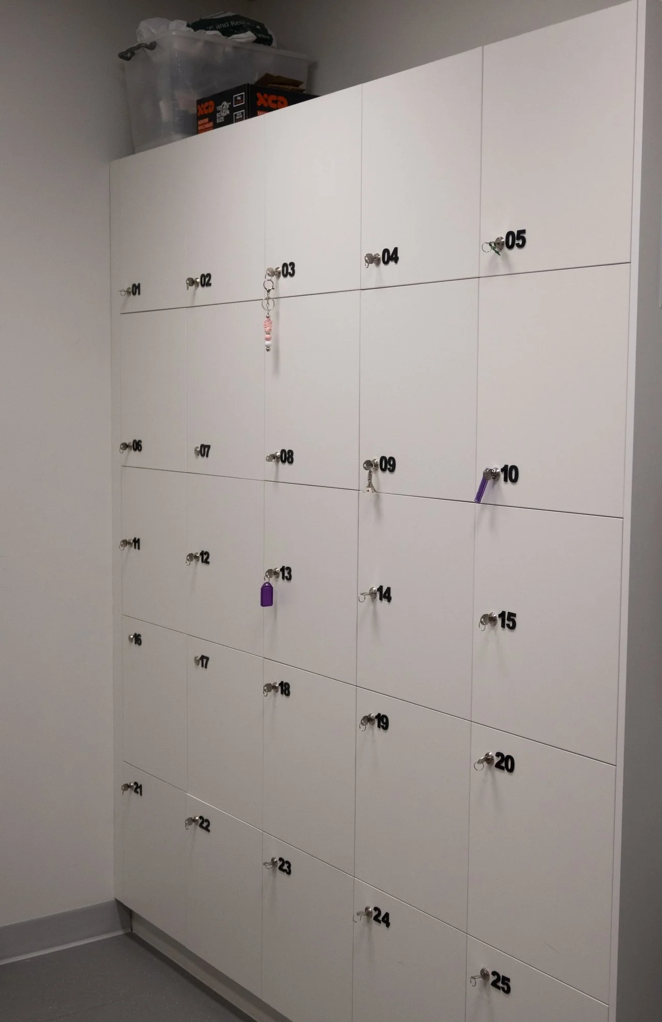 02-staff-lockers.jpg