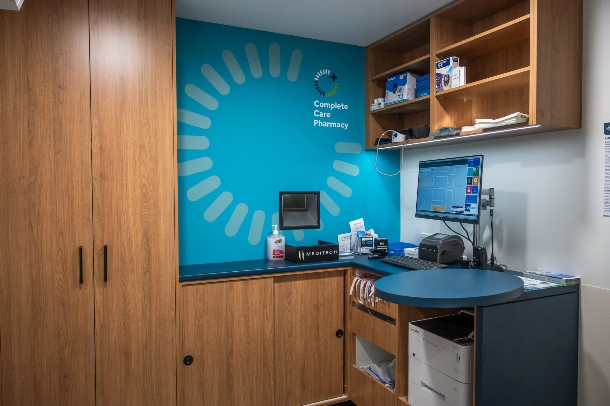 04-pharmacy-consult-room.jpg