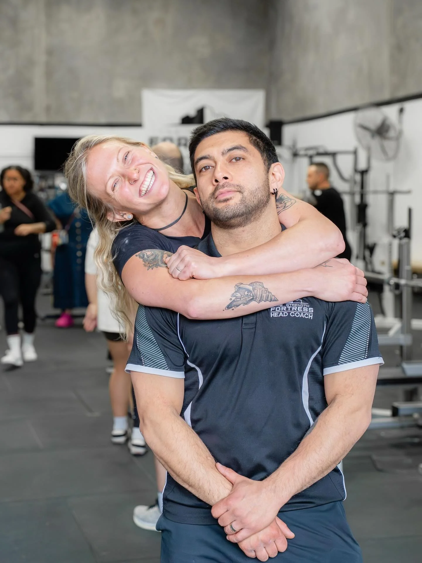 Your friendly neighbourhood powerlifting club owners 😁🌻 @thestrengthfortress